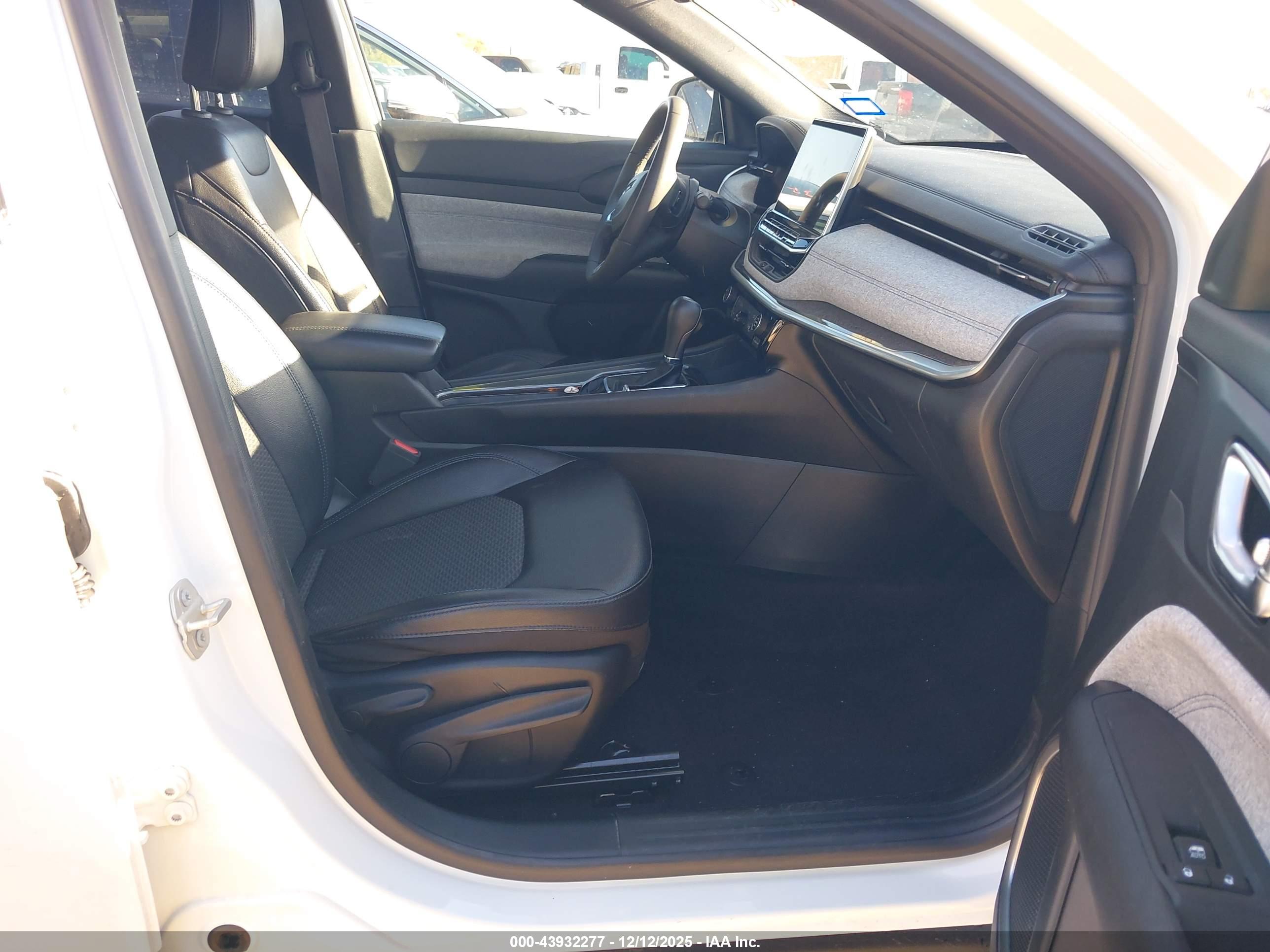 JEEP COMPASS image 5