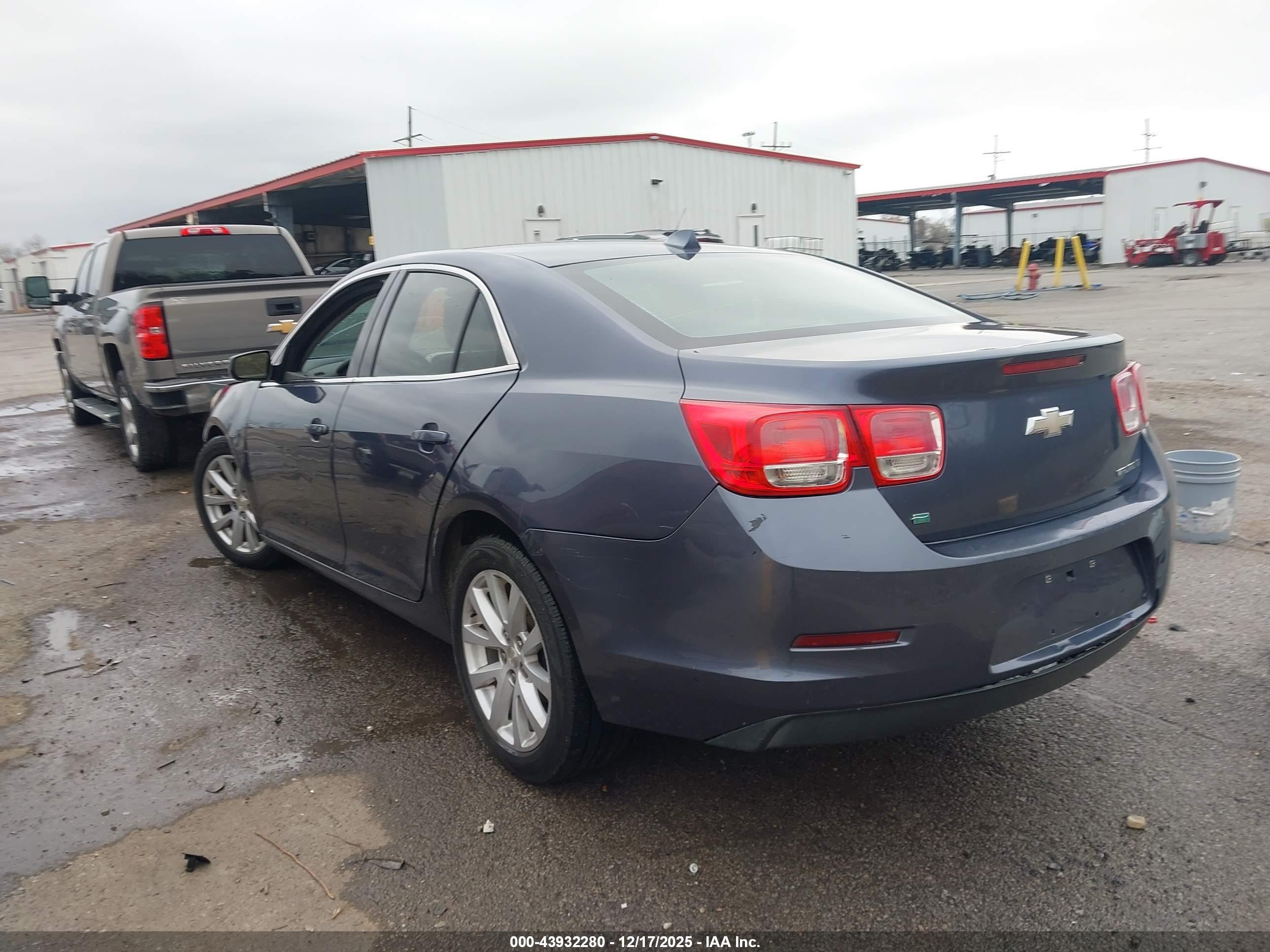 CHEVROLET MALIBU image 3