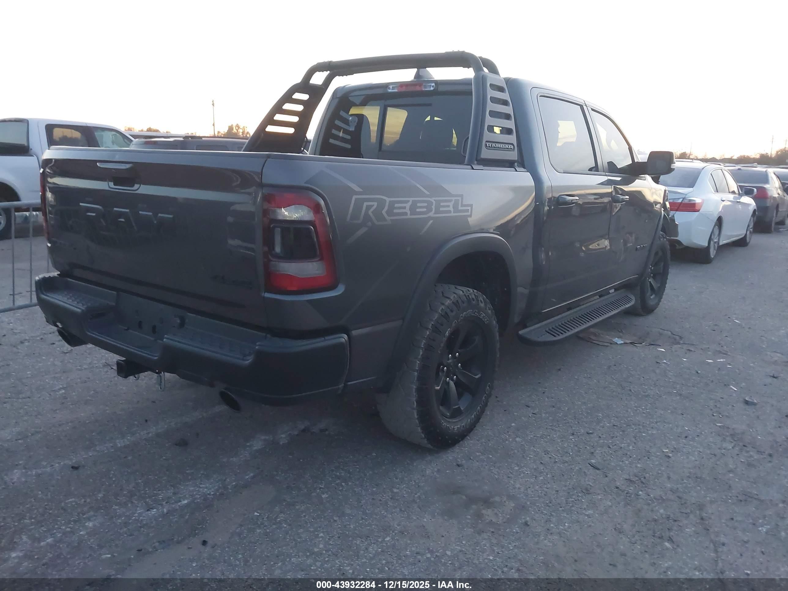 RAM 1500 image 4