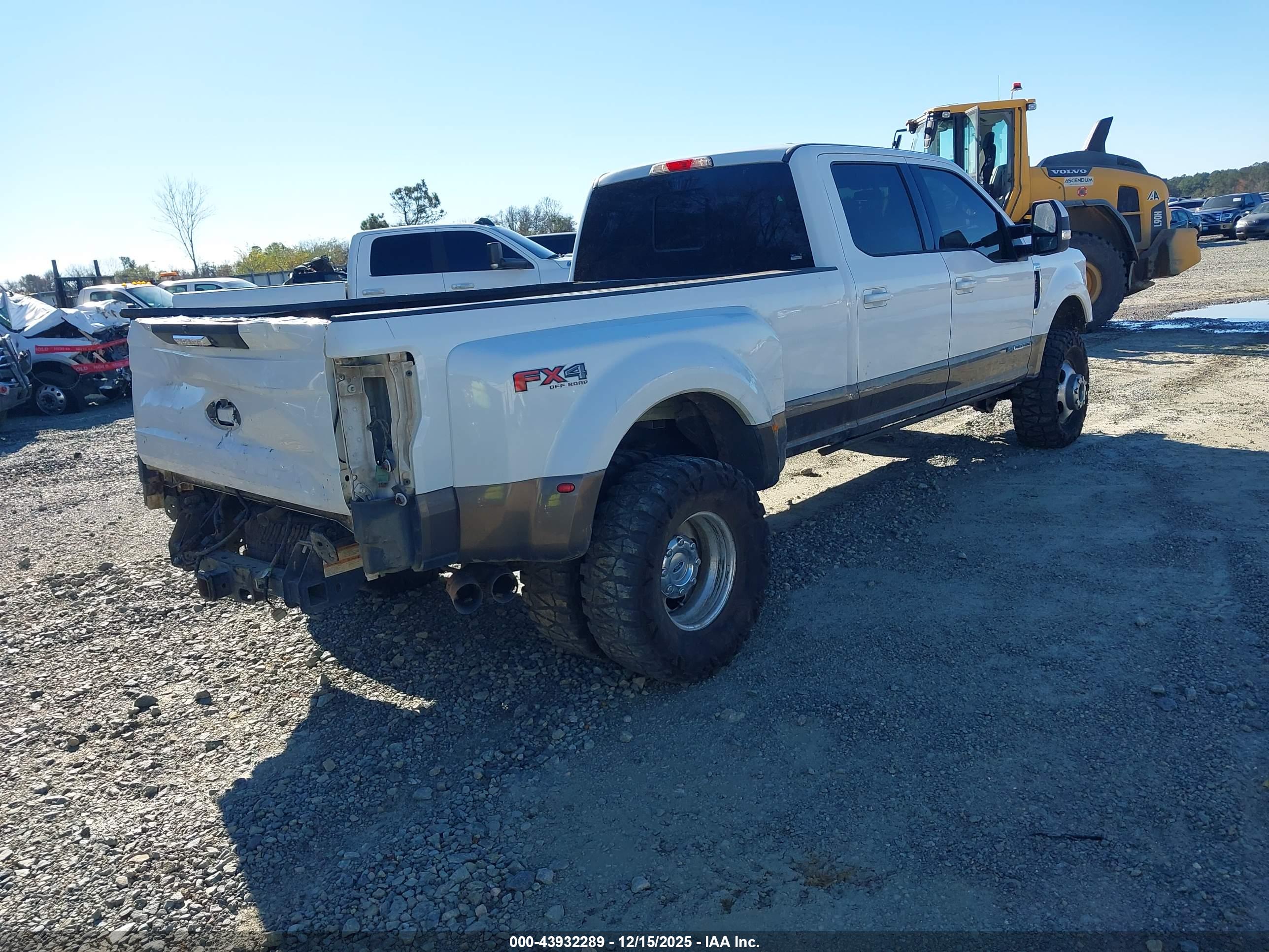 FORD F-350 image 4