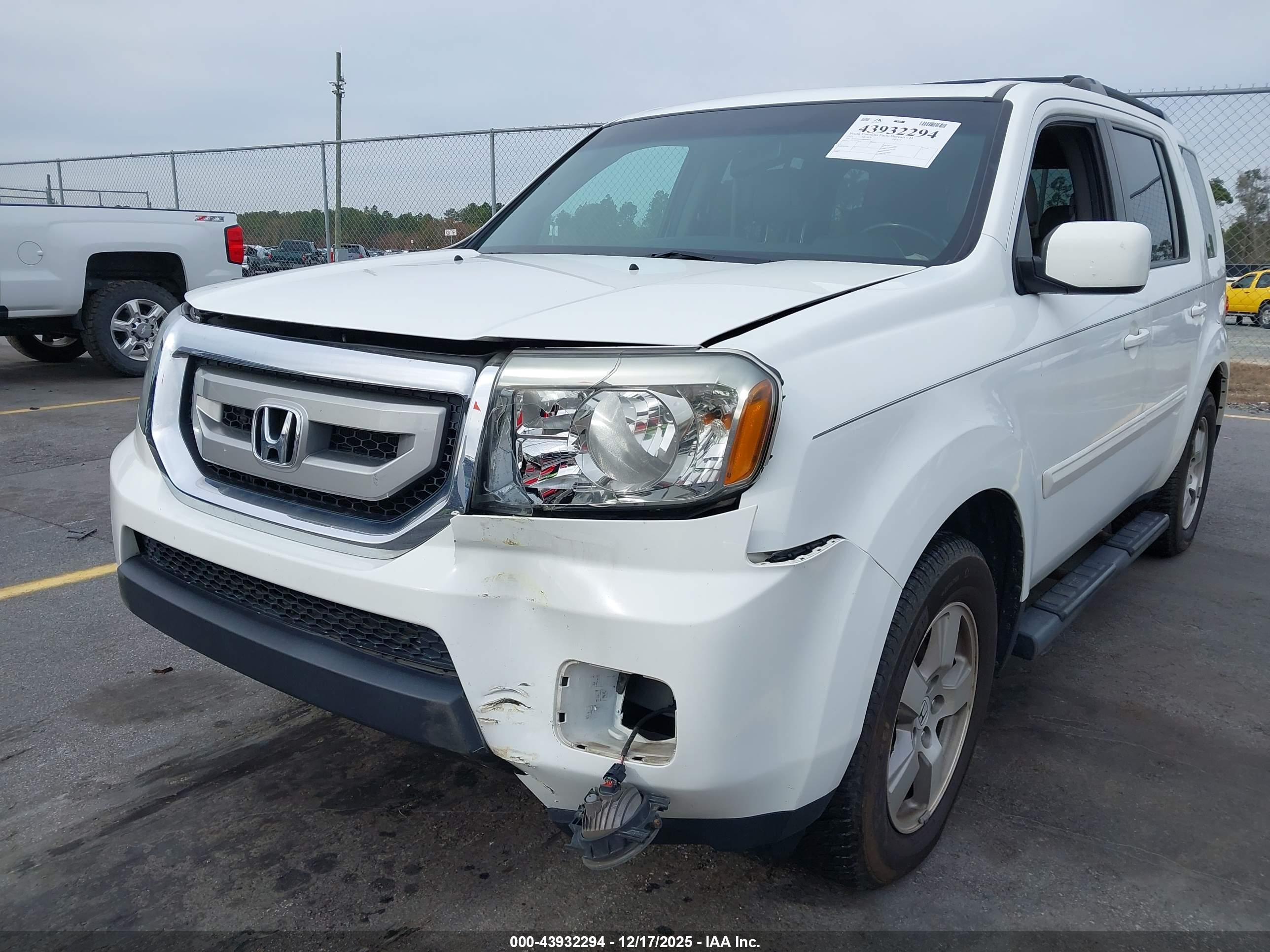 HONDA PILOT image 6