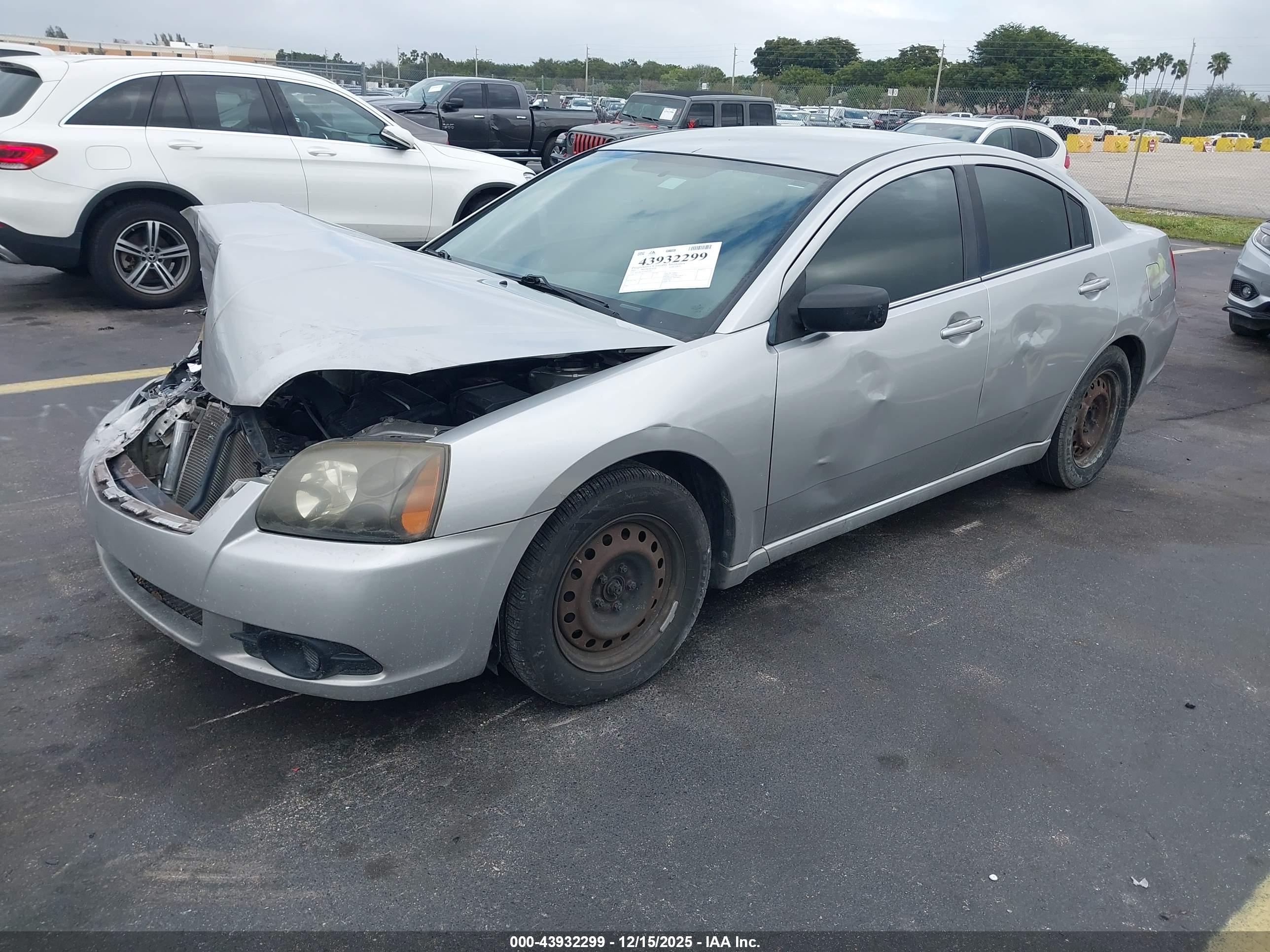 MITSUBISHI GALANT image 2
