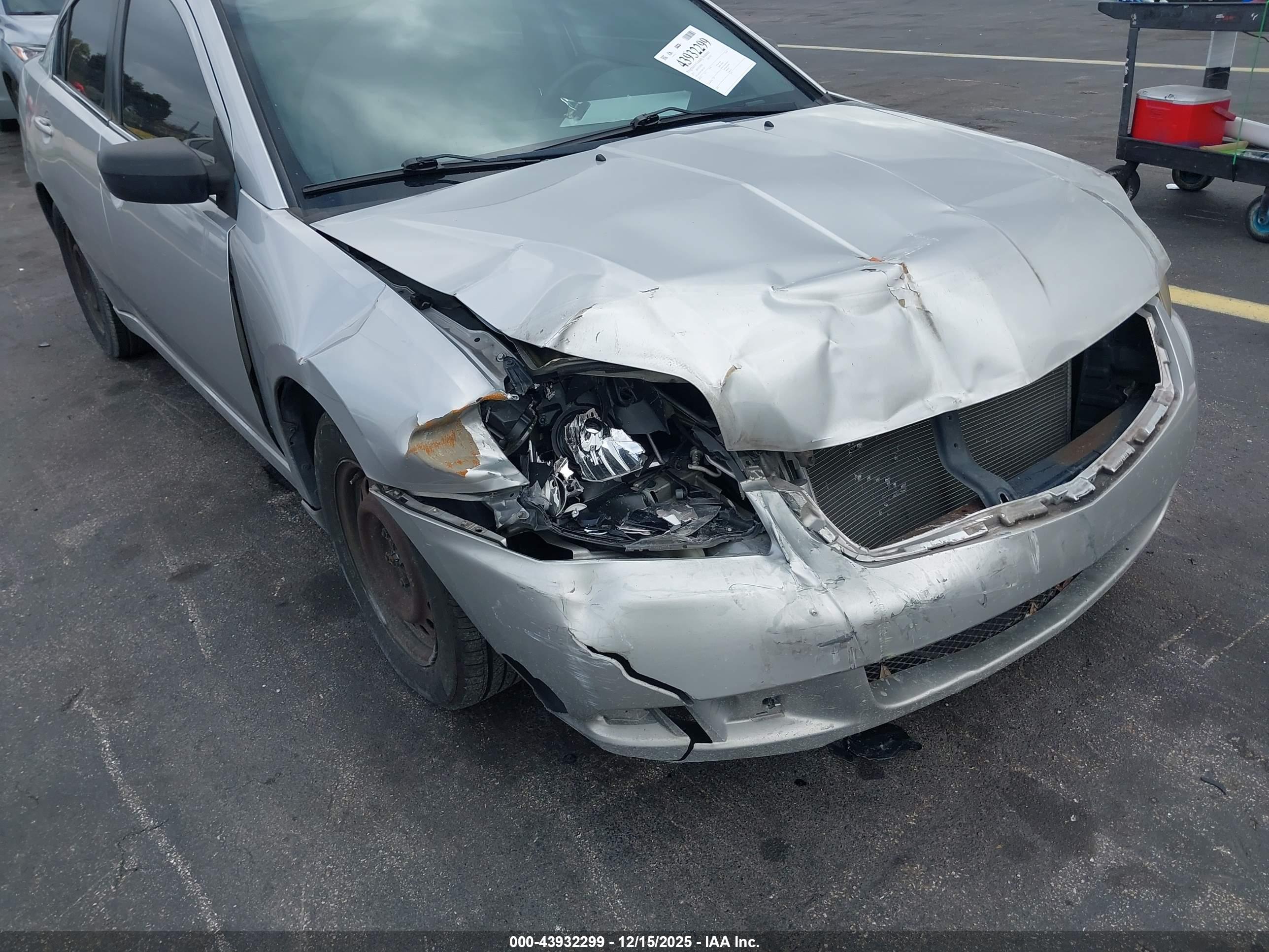 MITSUBISHI GALANT image 6
