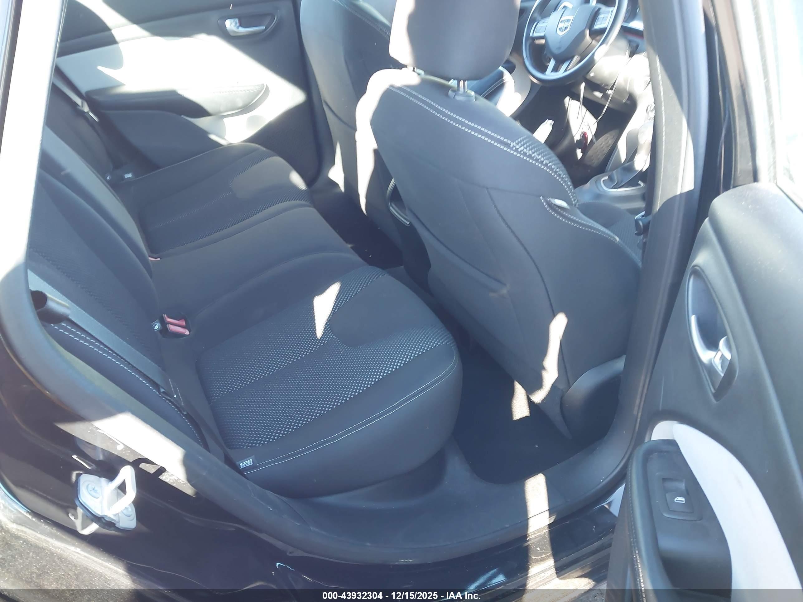 DODGE DART image 8