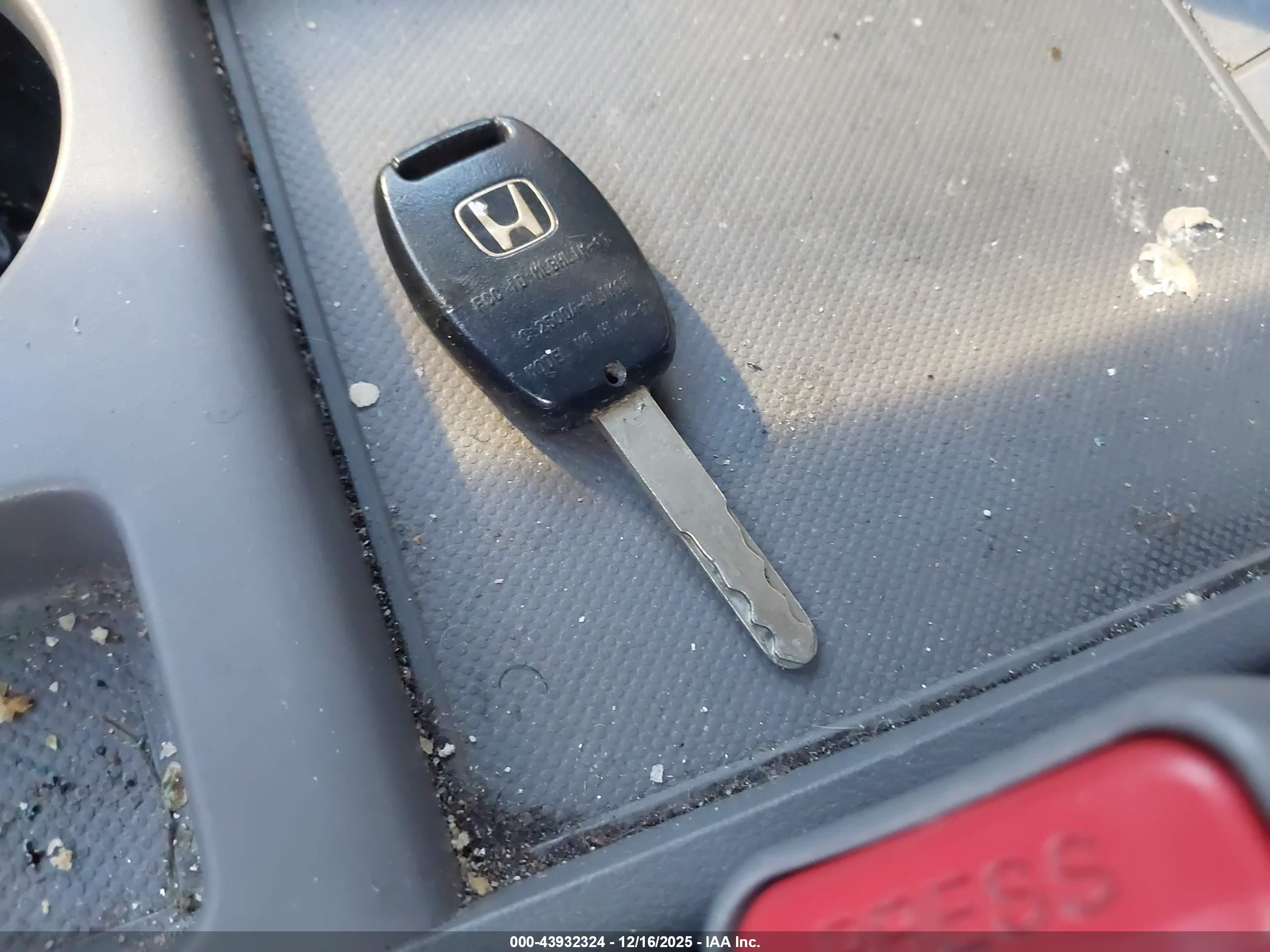 HONDA CR-V image 11