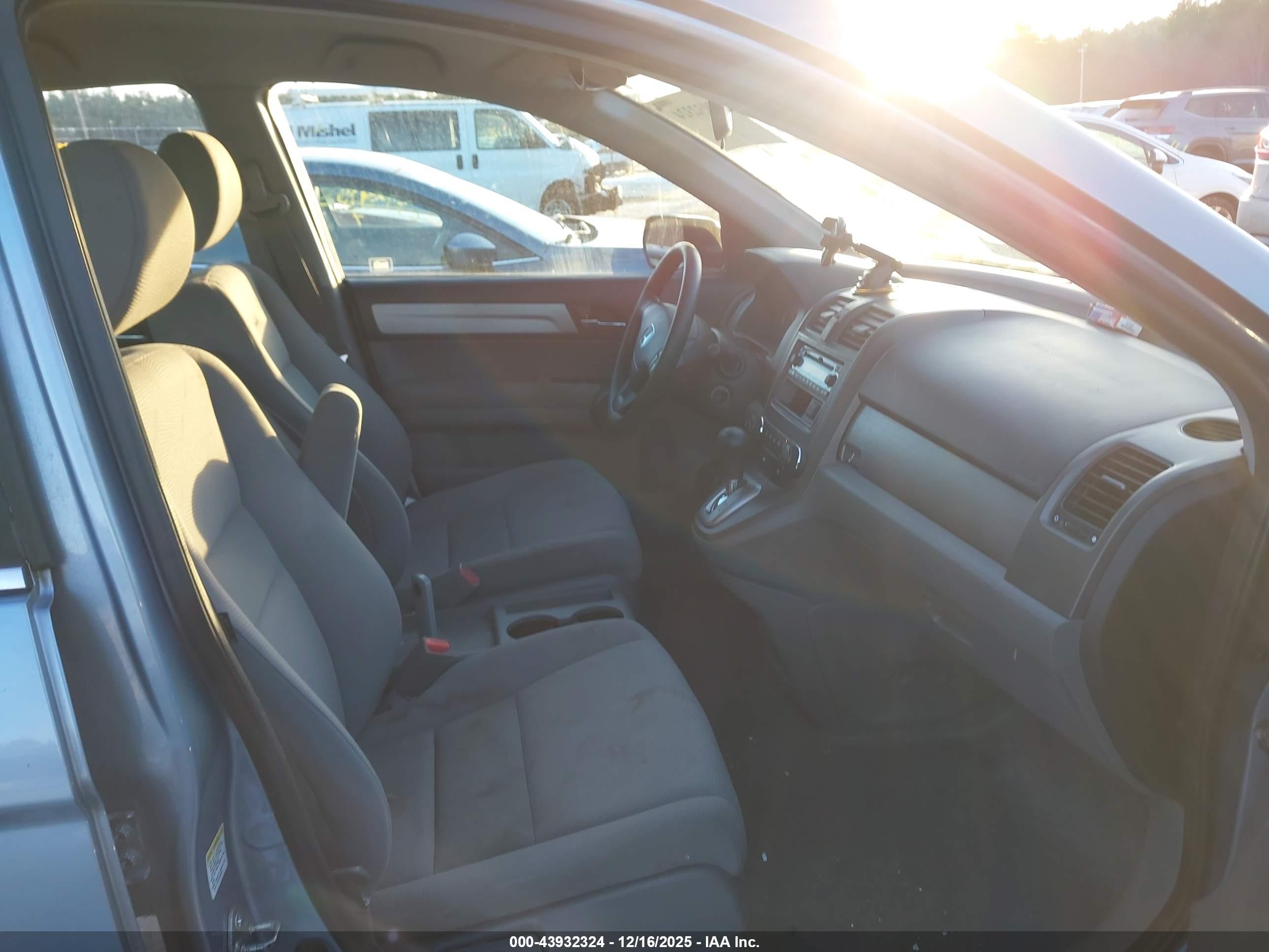 HONDA CR-V image 5