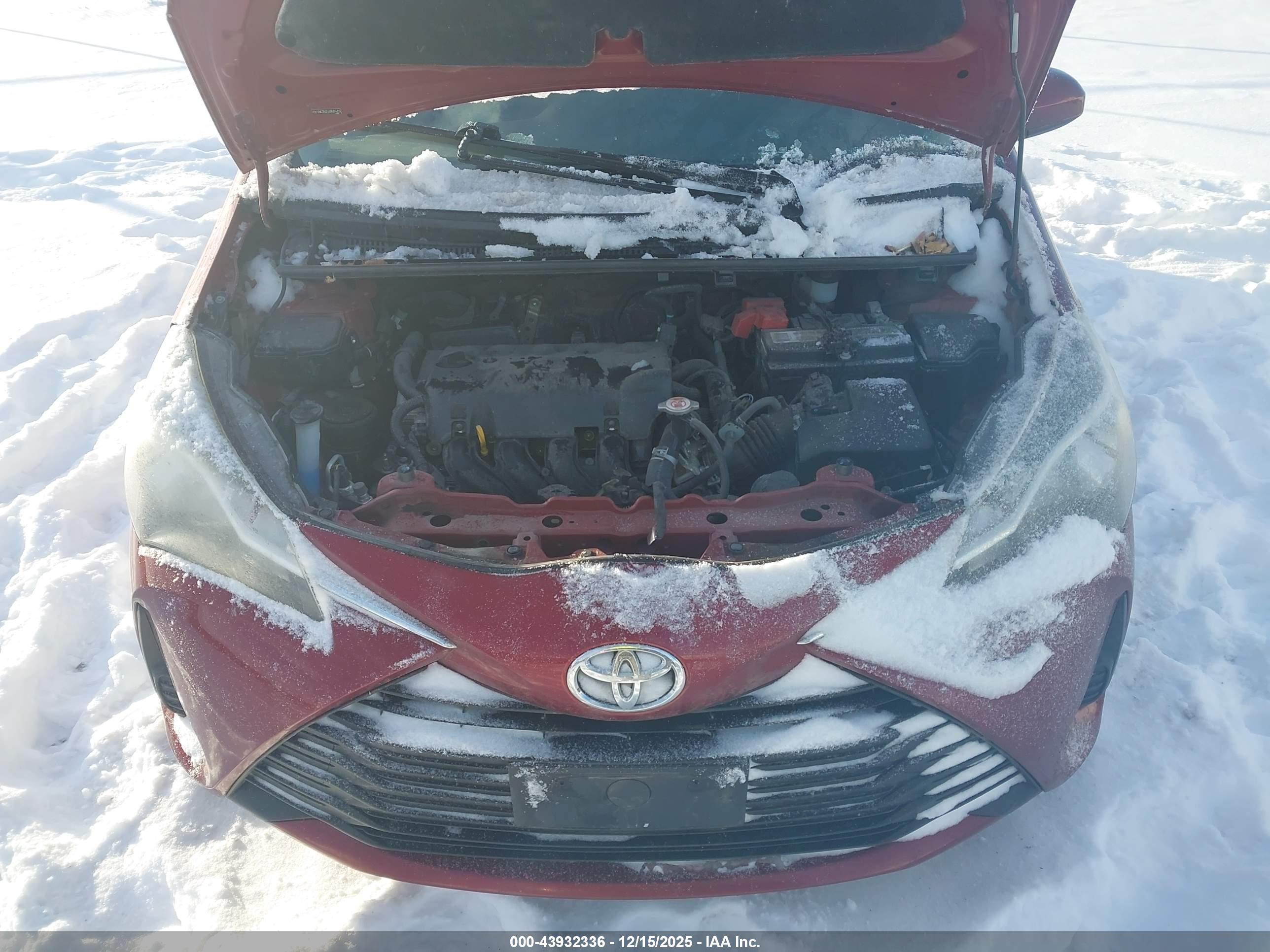 TOYOTA YARIS image 10