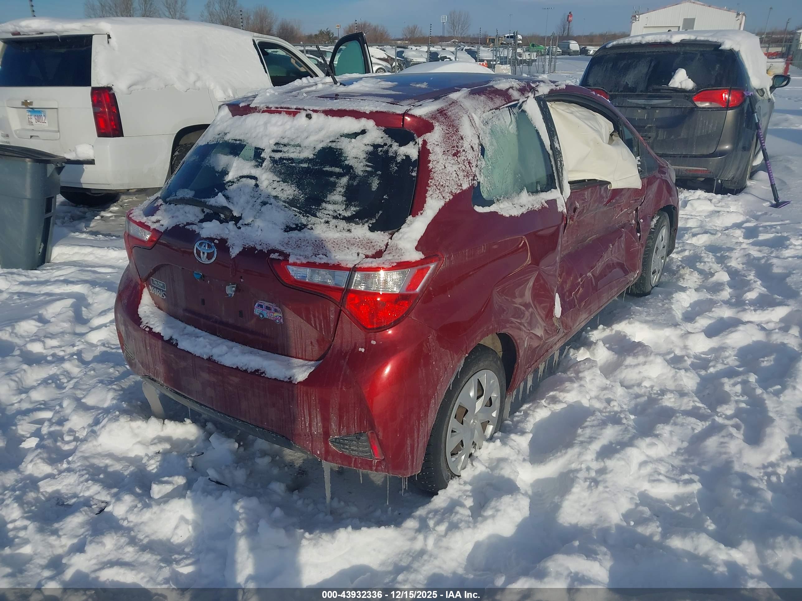 TOYOTA YARIS image 4
