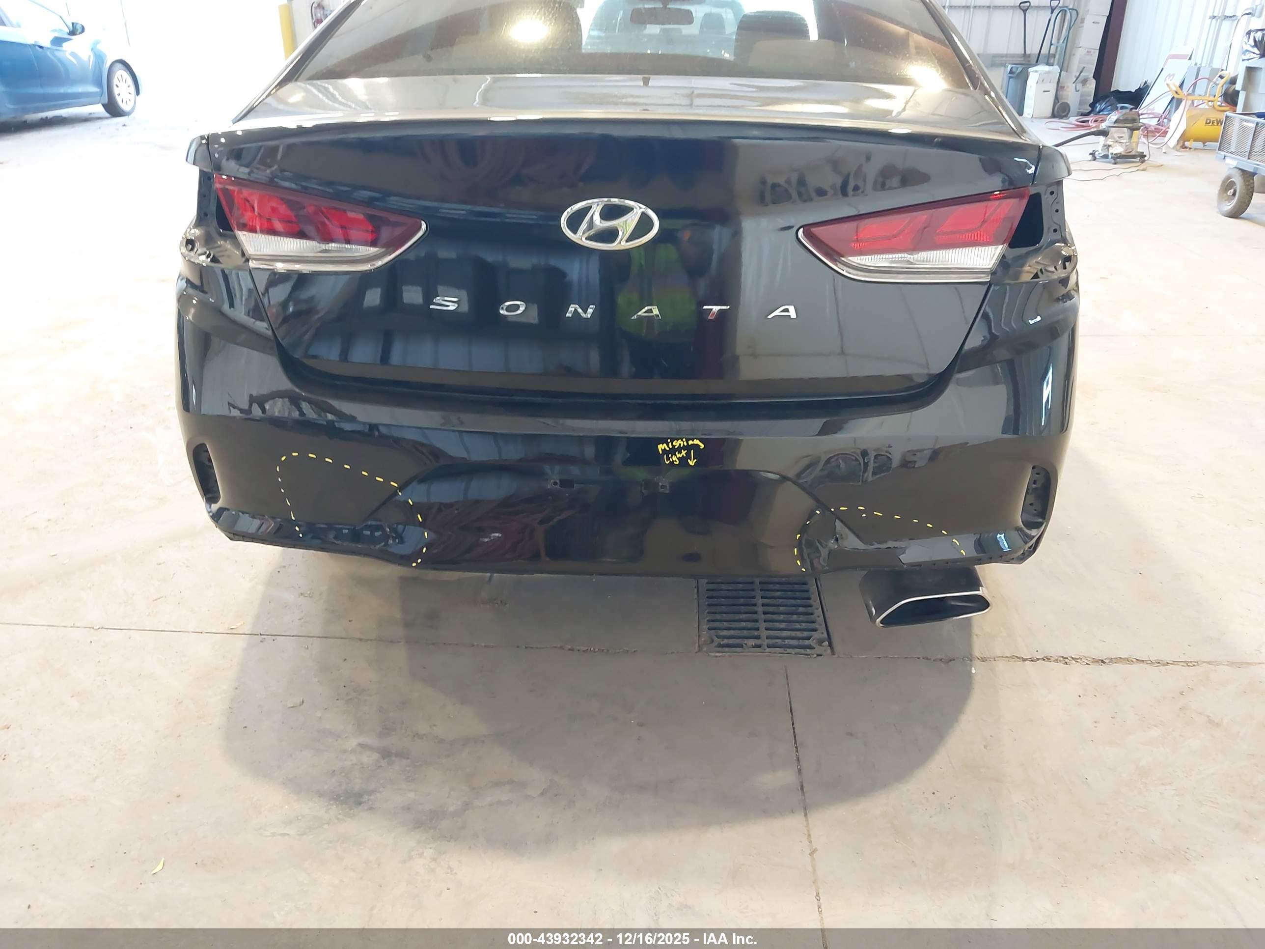 HYUNDAI SONATA image 6