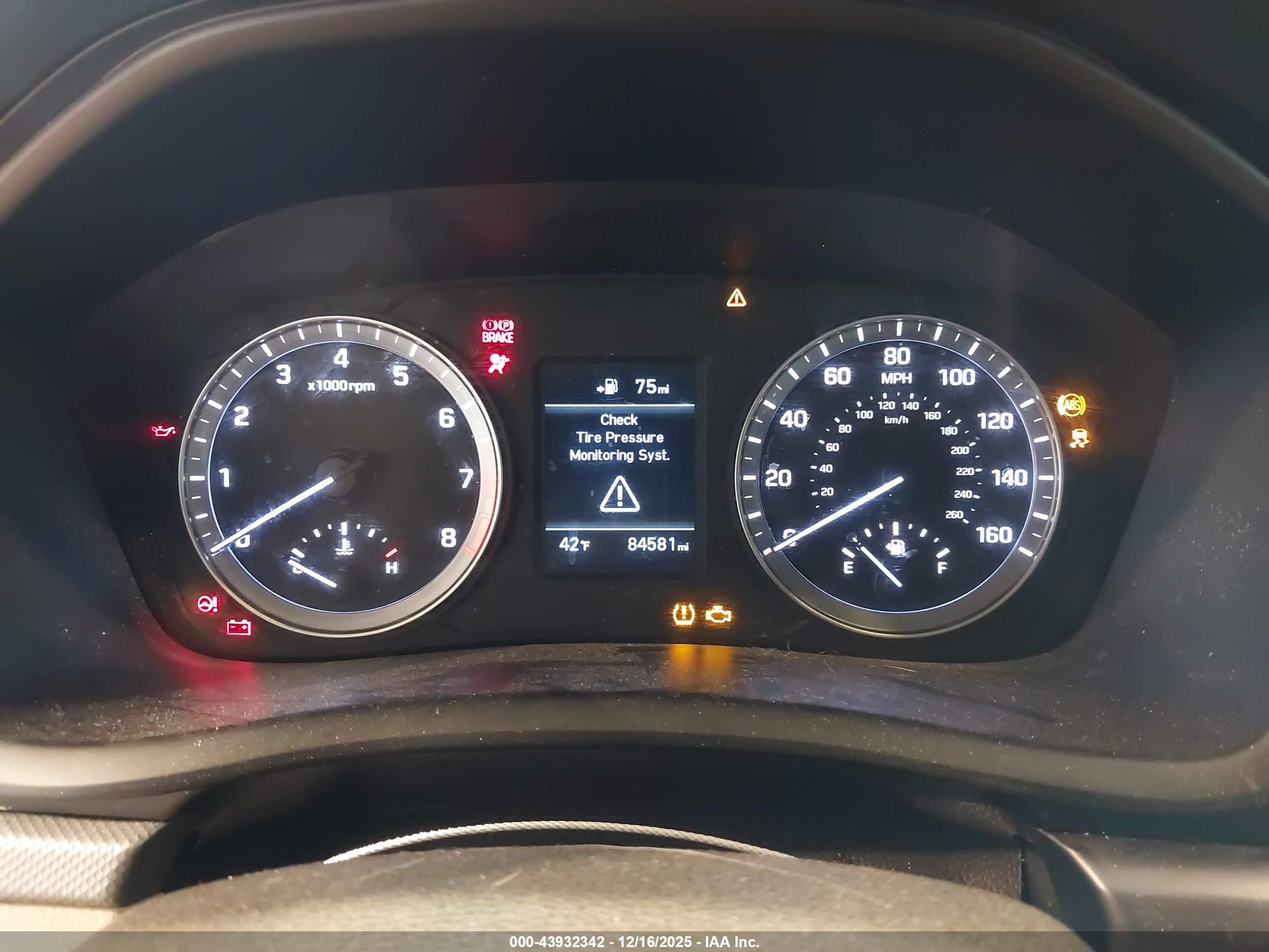 HYUNDAI SONATA image 7
