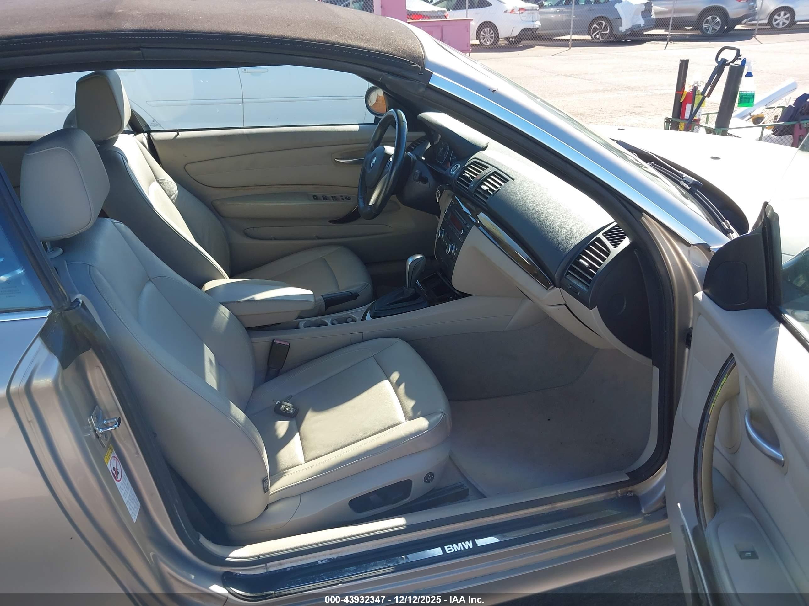 BMW 128I image 5
