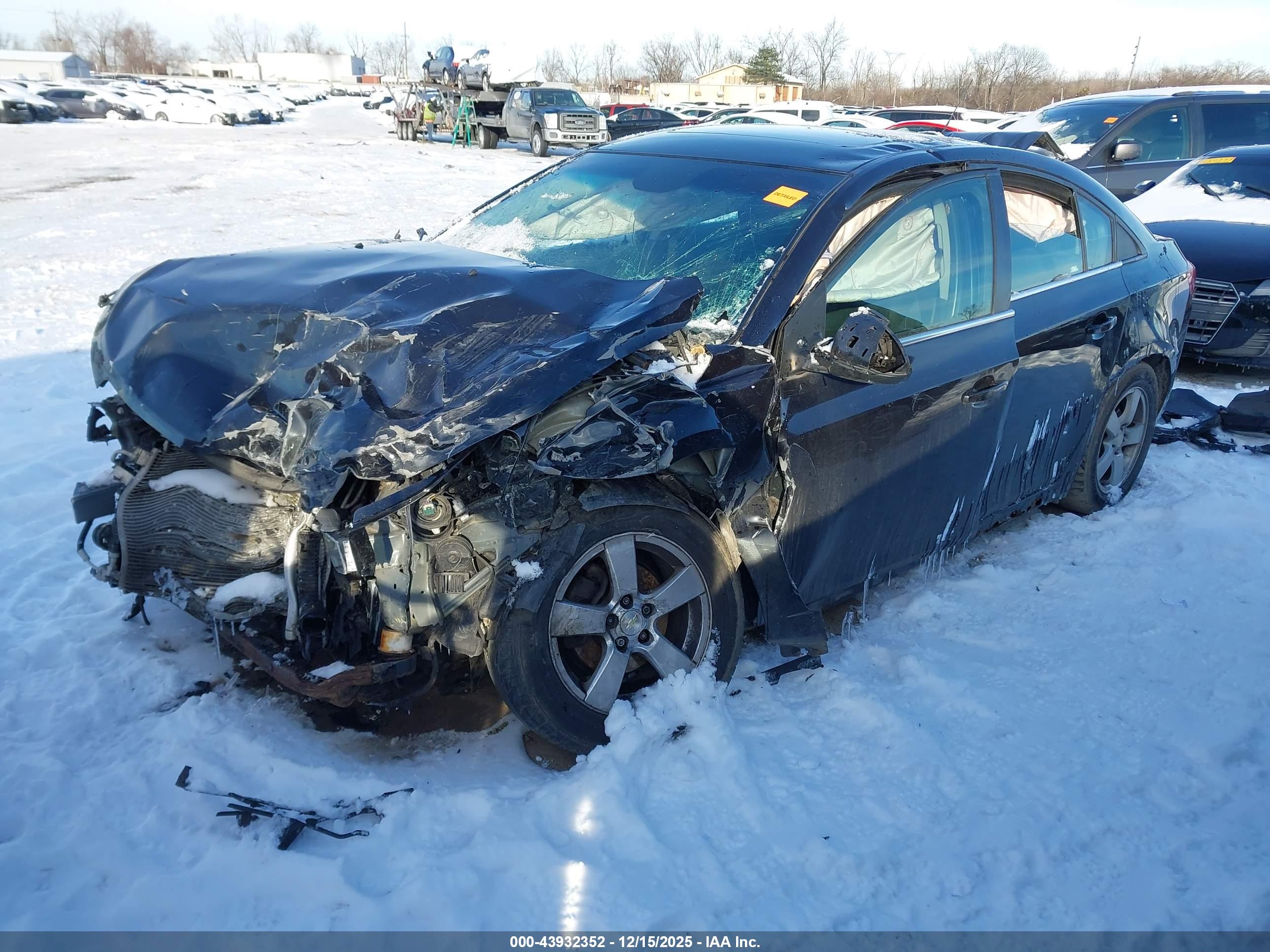 CHEVROLET CRUZE image 2
