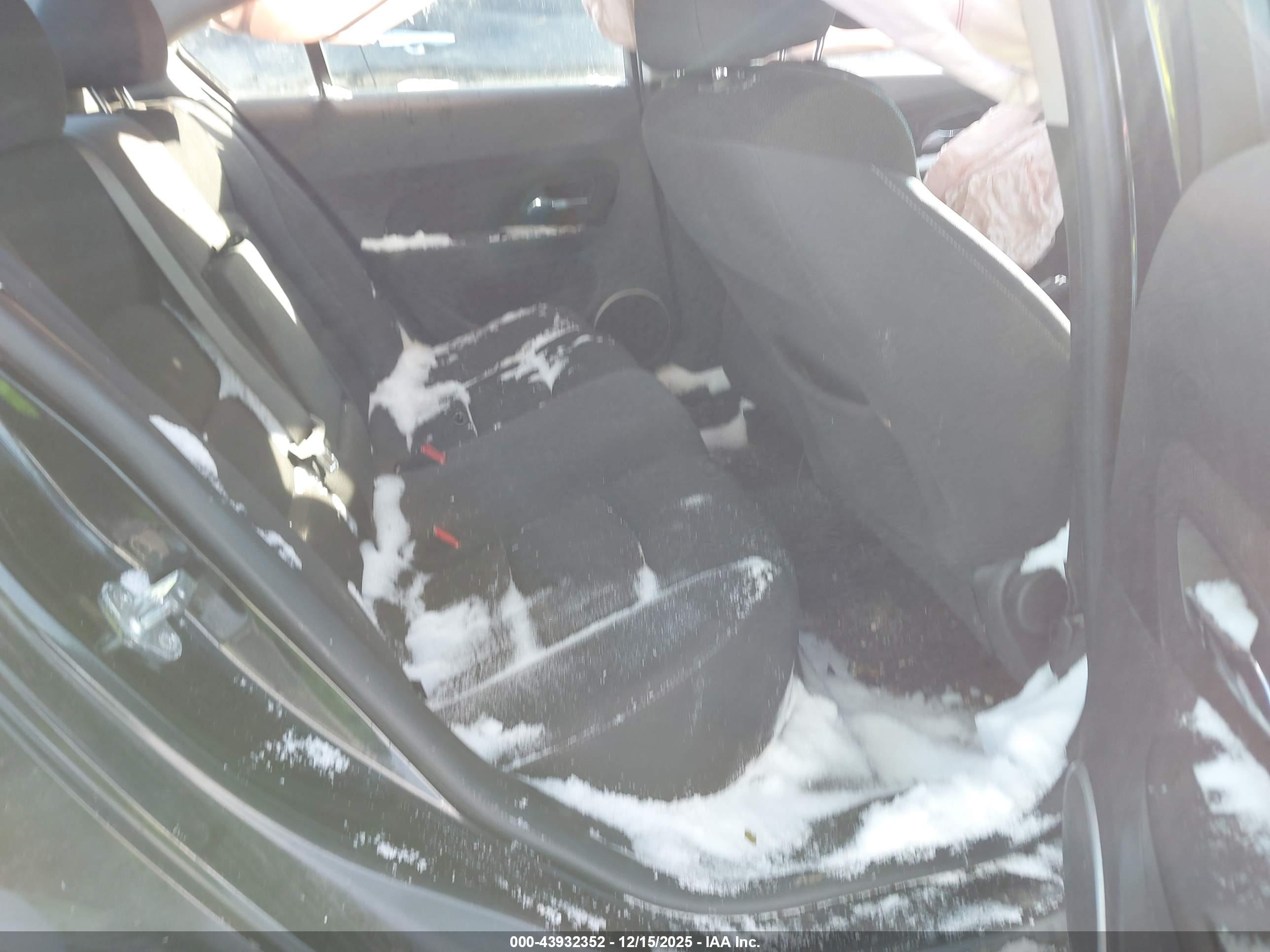 CHEVROLET CRUZE image 8