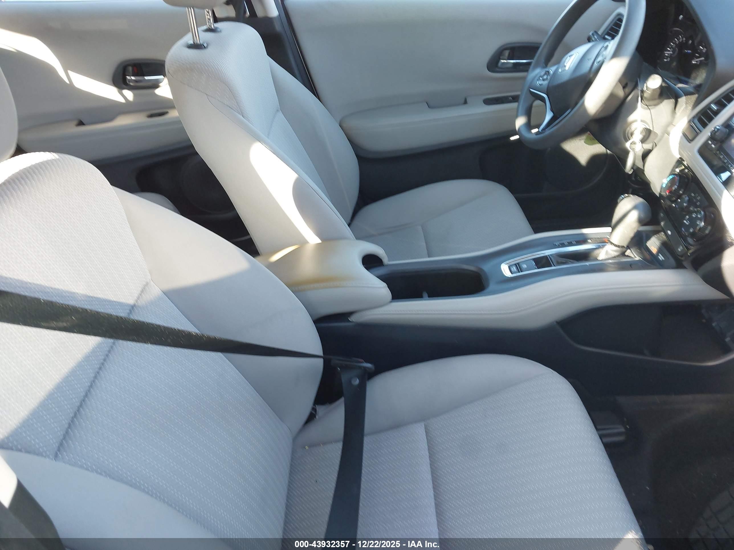 HONDA HR-V image 5