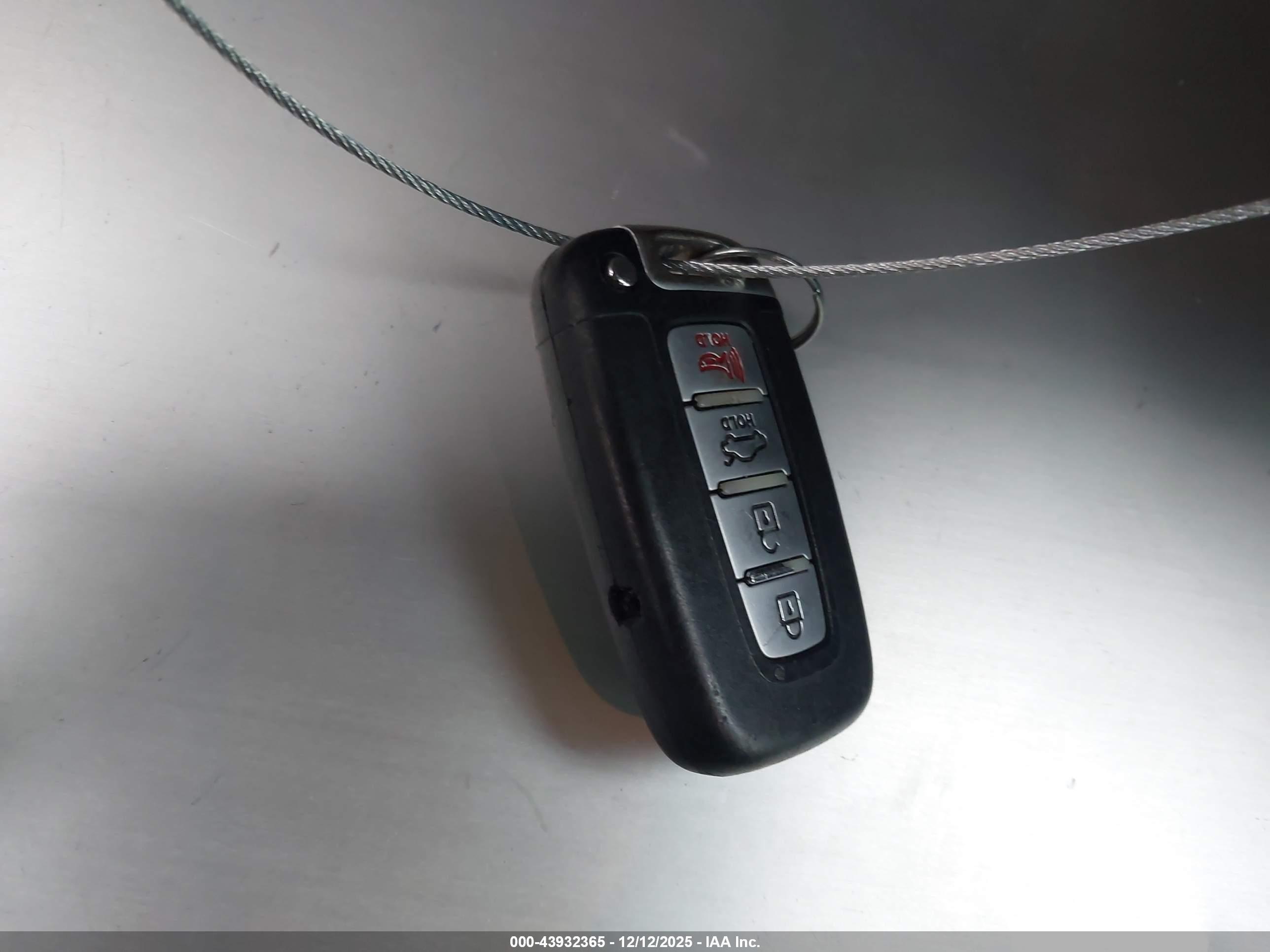 HYUNDAI ELANTRA image 11