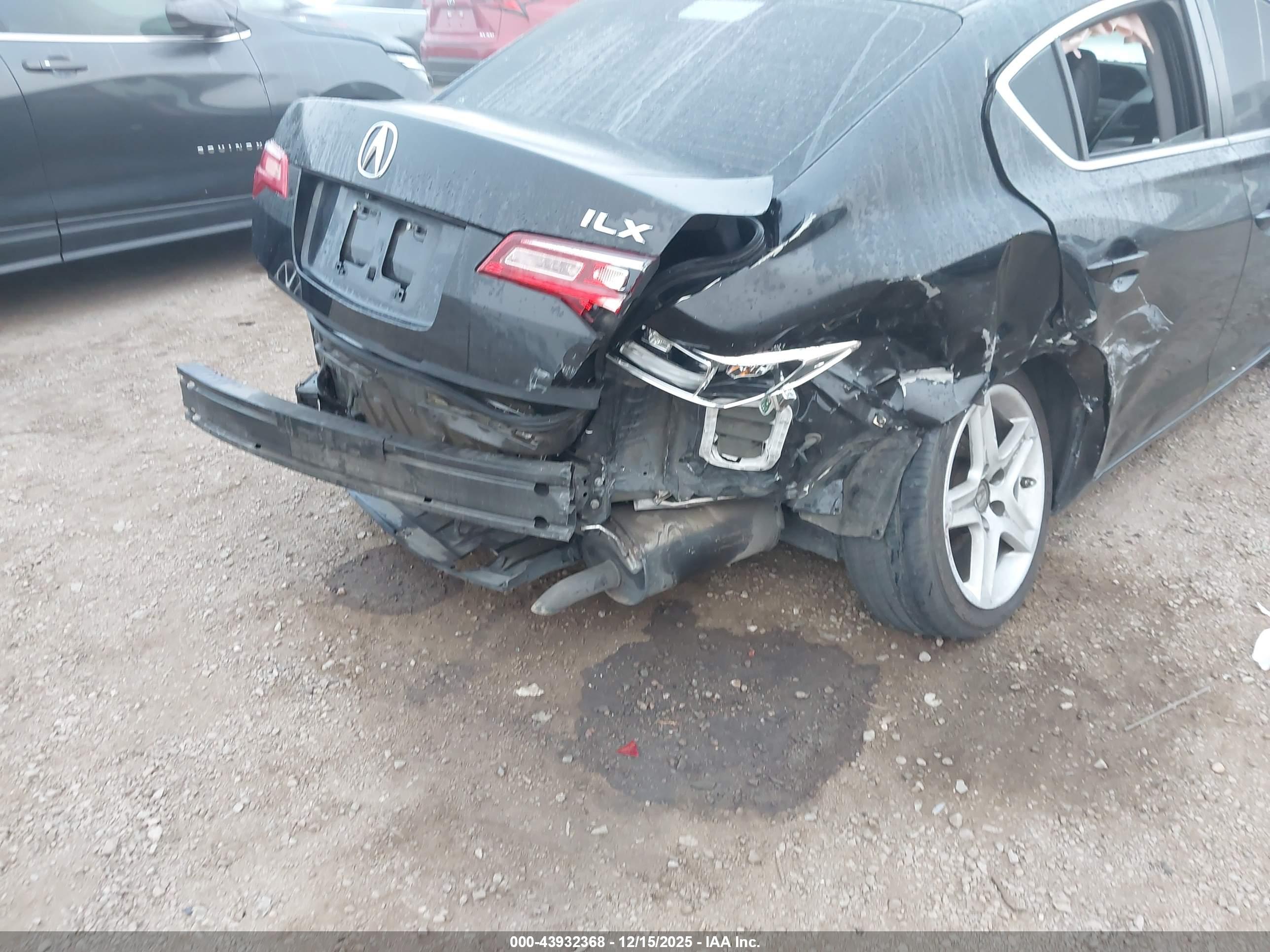 ACURA ILX image 6