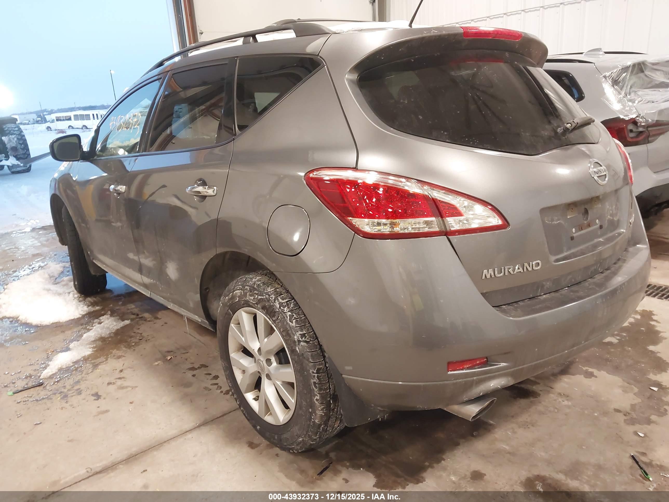 NISSAN MURANO image 3