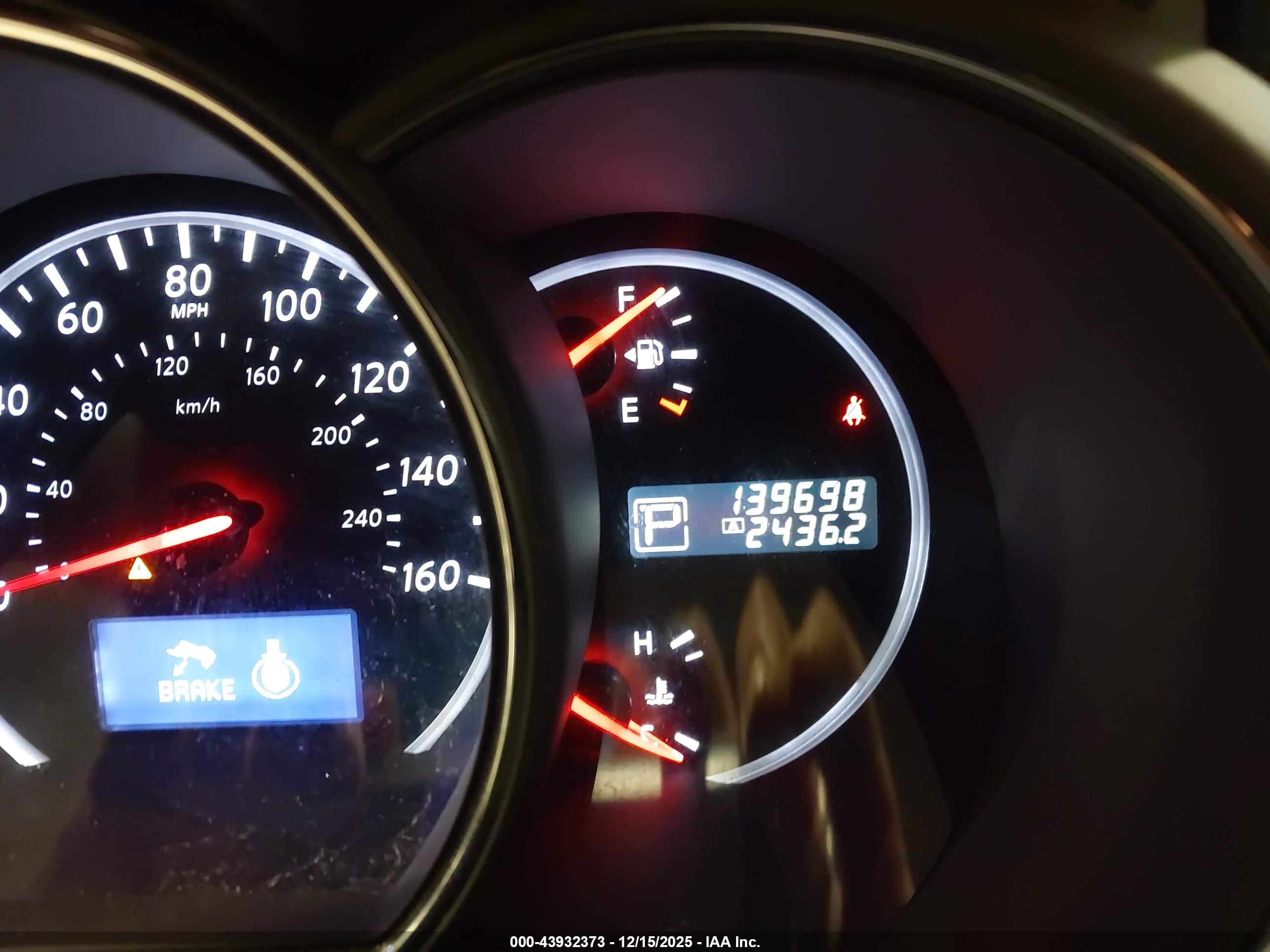 NISSAN MURANO image 7