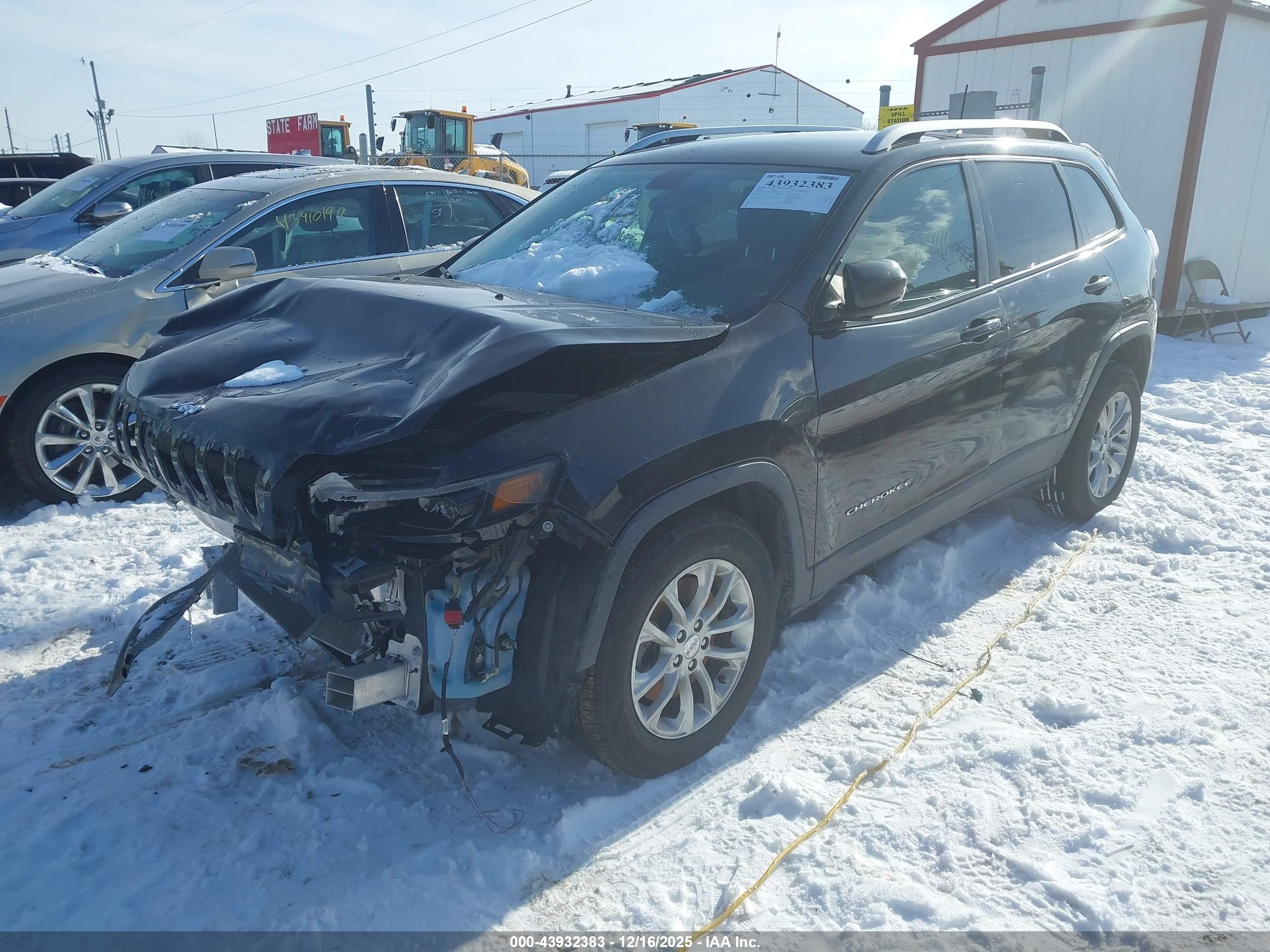 JEEP CHEROKEE image 2