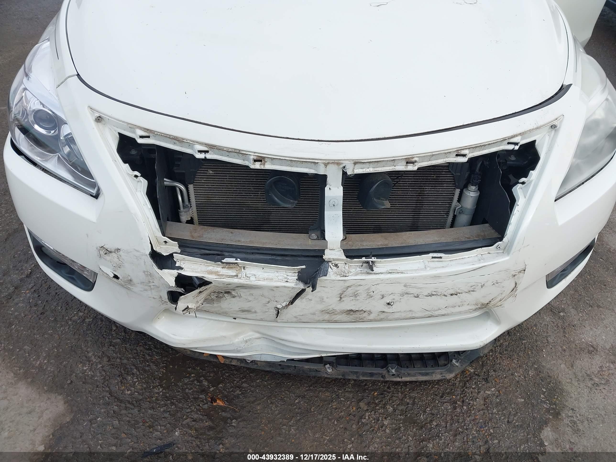 NISSAN ALTIMA image 6