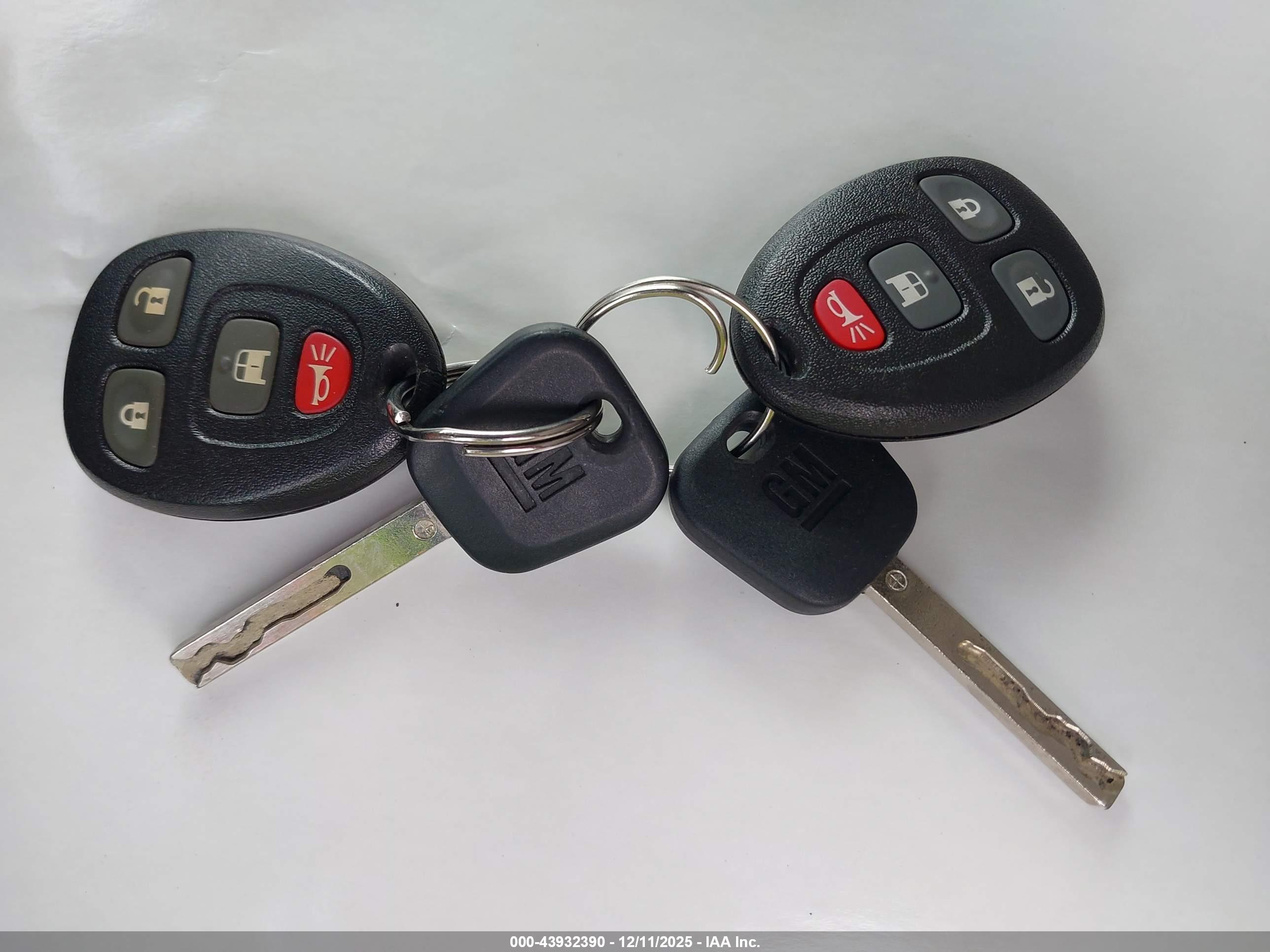 CHEVROLET EXPRESS image 11