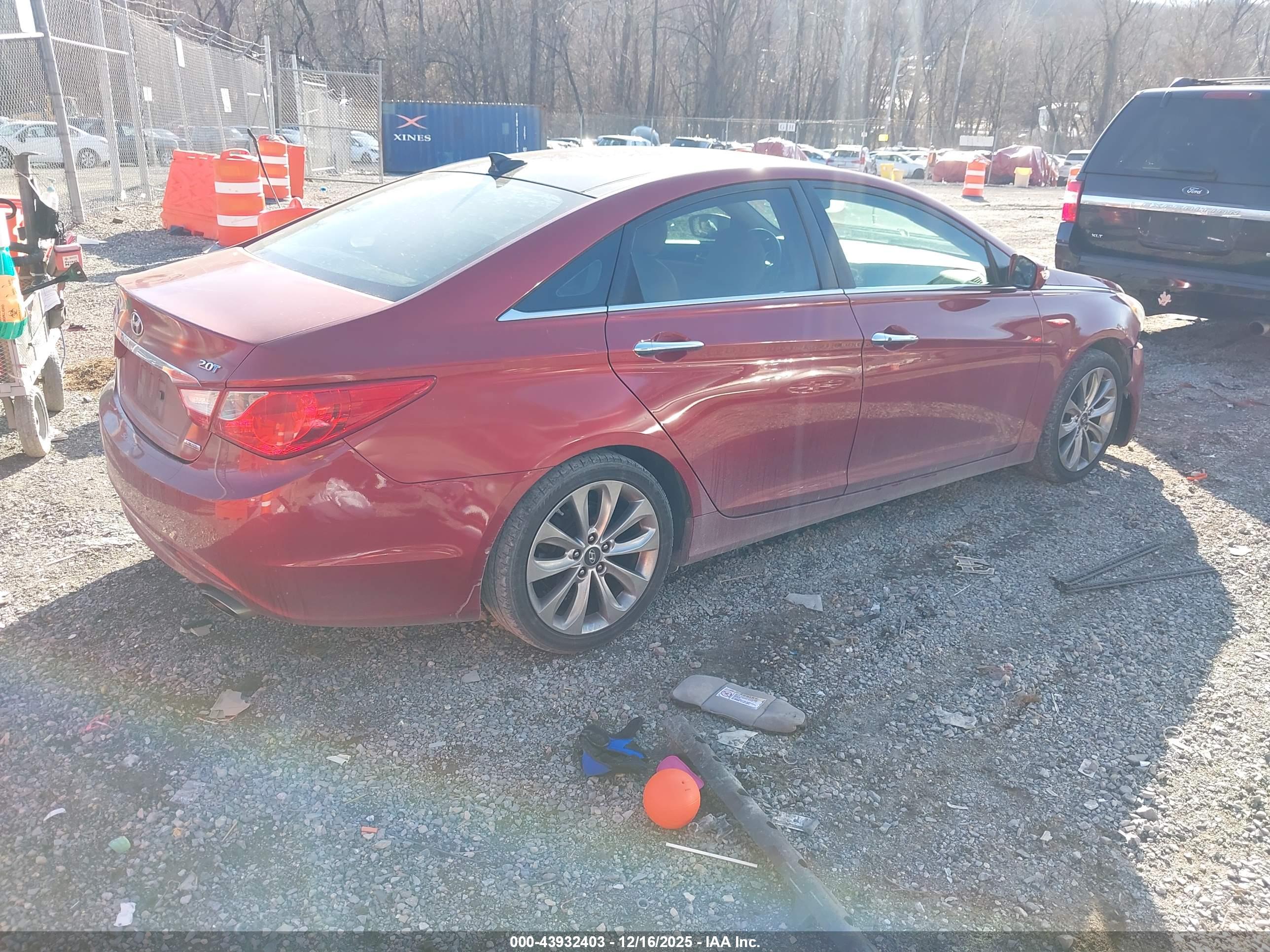 HYUNDAI SONATA image 4