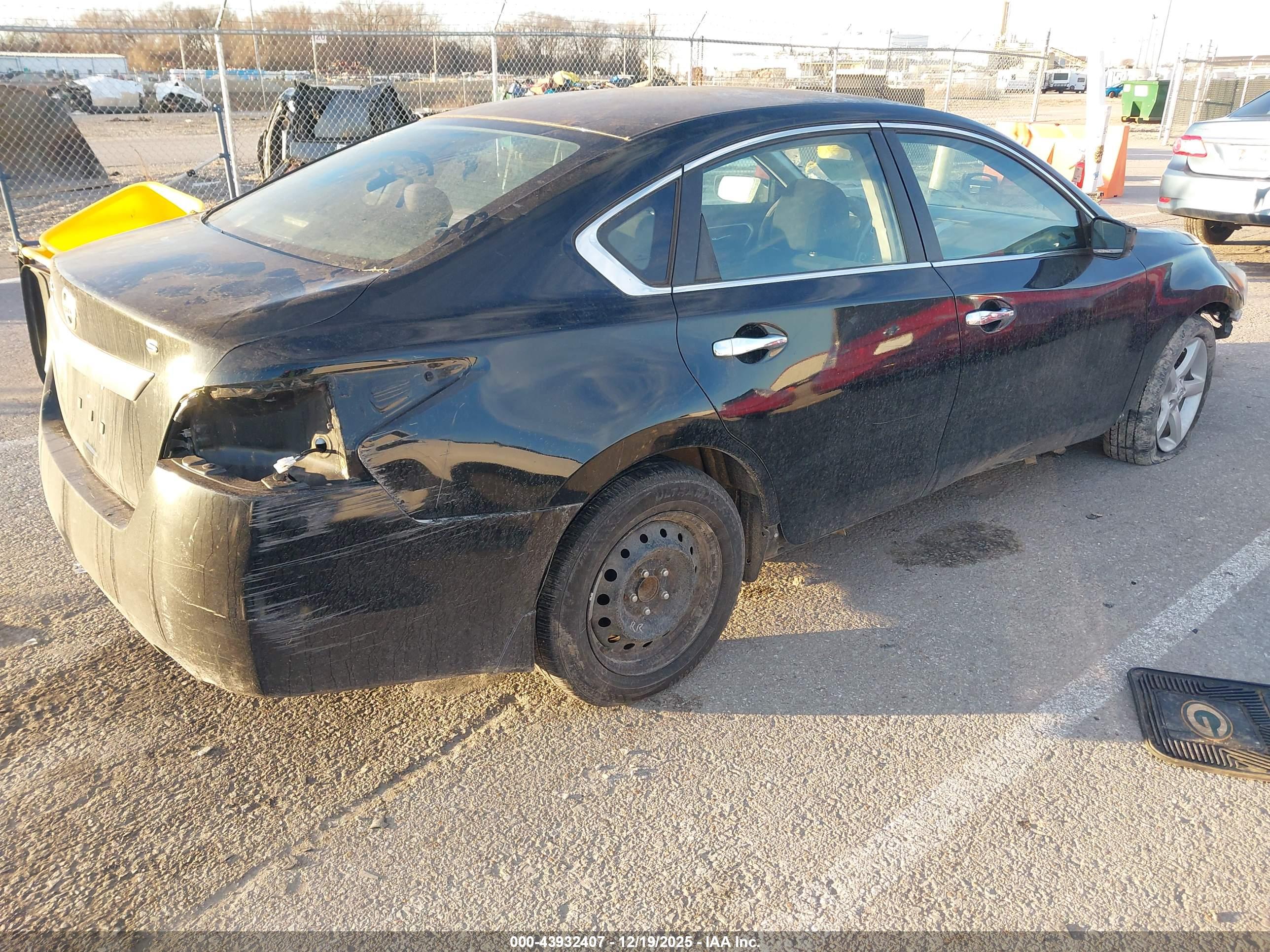 NISSAN ALTIMA image 4