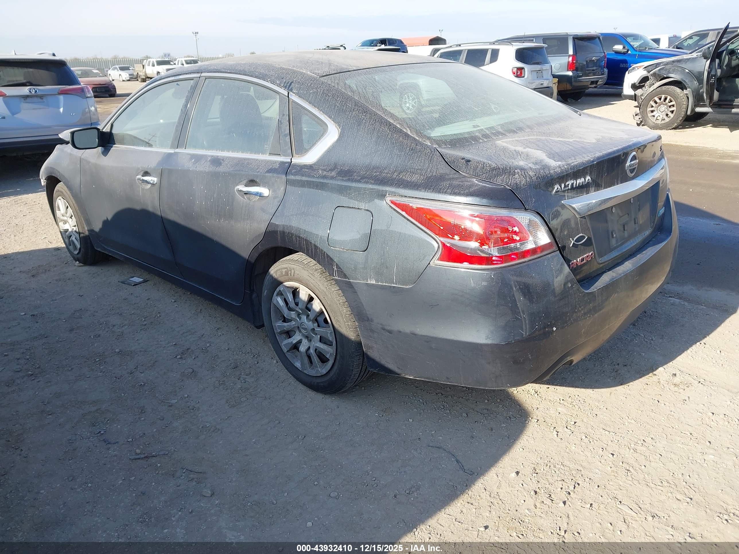 NISSAN ALTIMA image 3