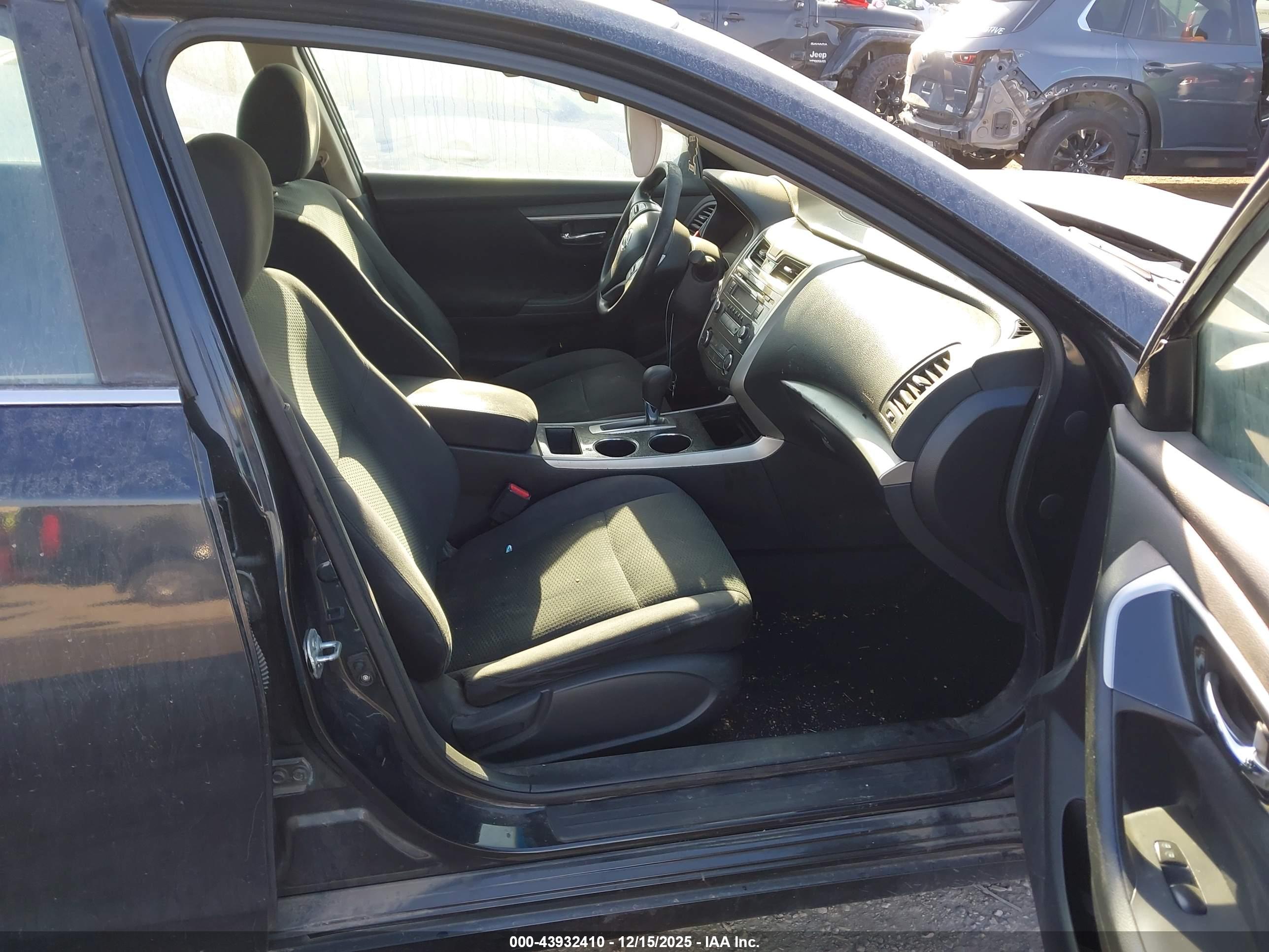 NISSAN ALTIMA image 5