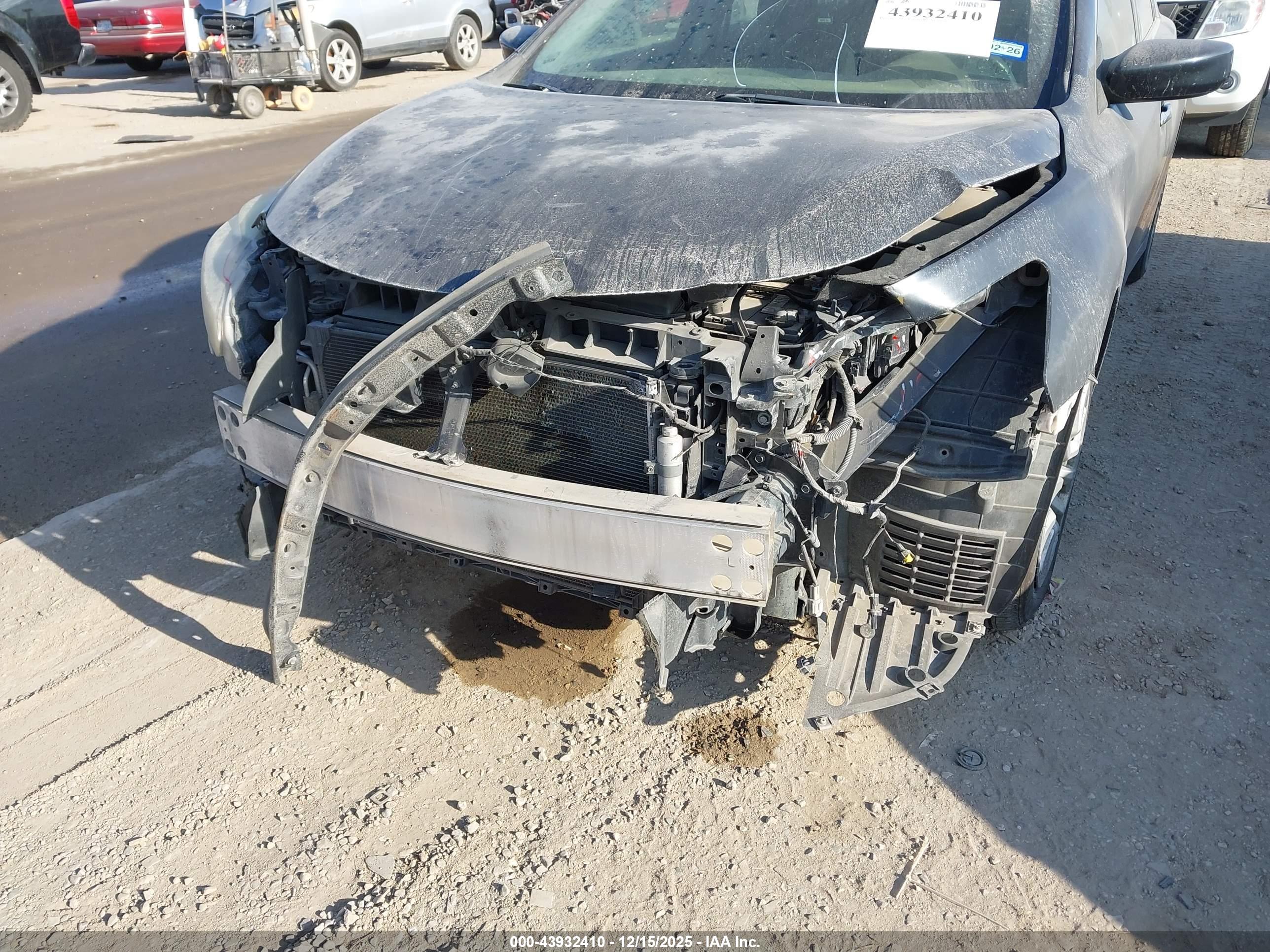 NISSAN ALTIMA image 6