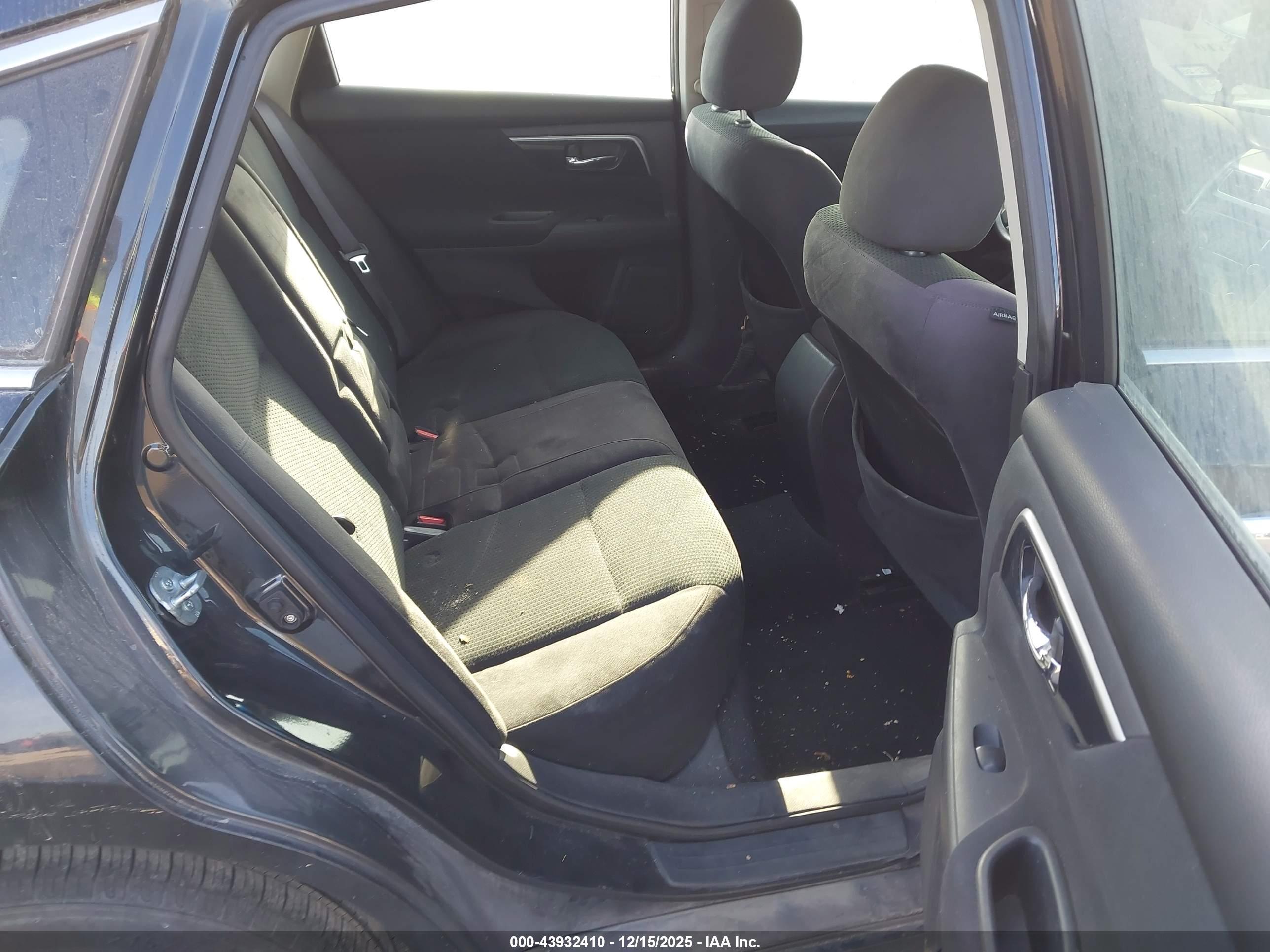 NISSAN ALTIMA image 8