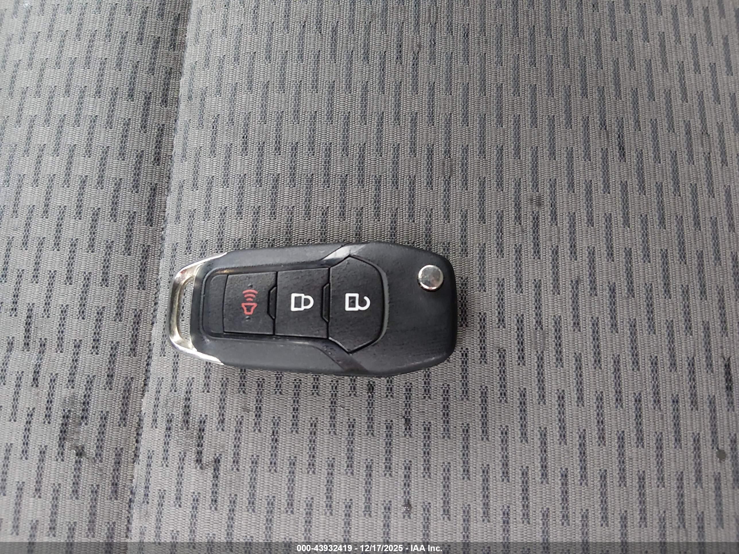 FORD F-150 image 11