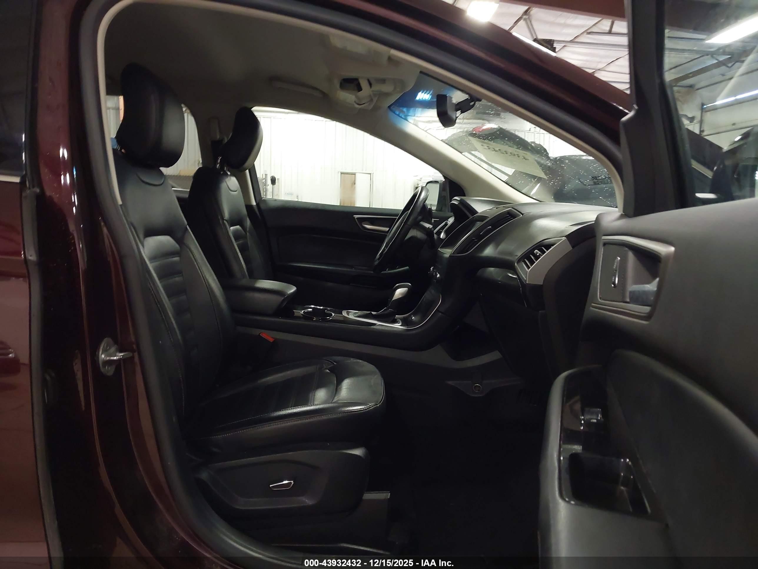 FORD EDGE image 5