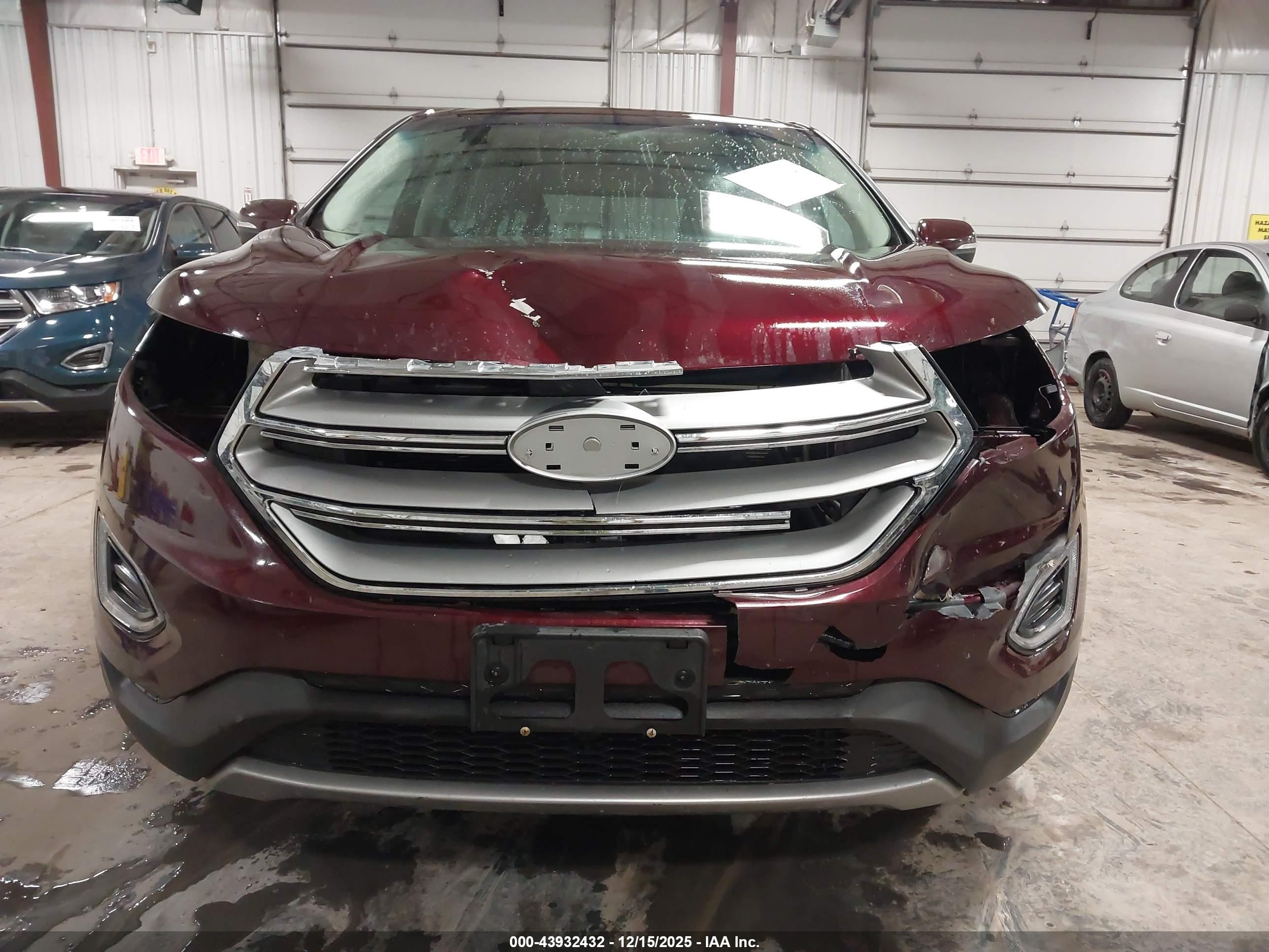 FORD EDGE image 6