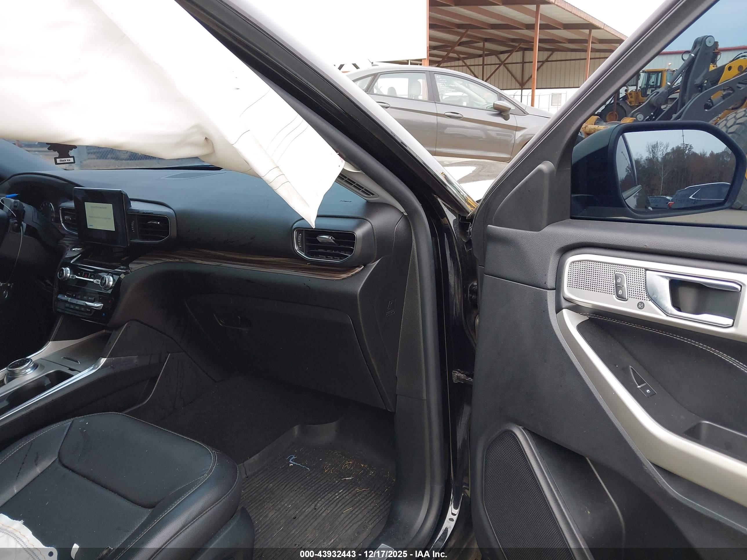 FORD EXPLORER image 5