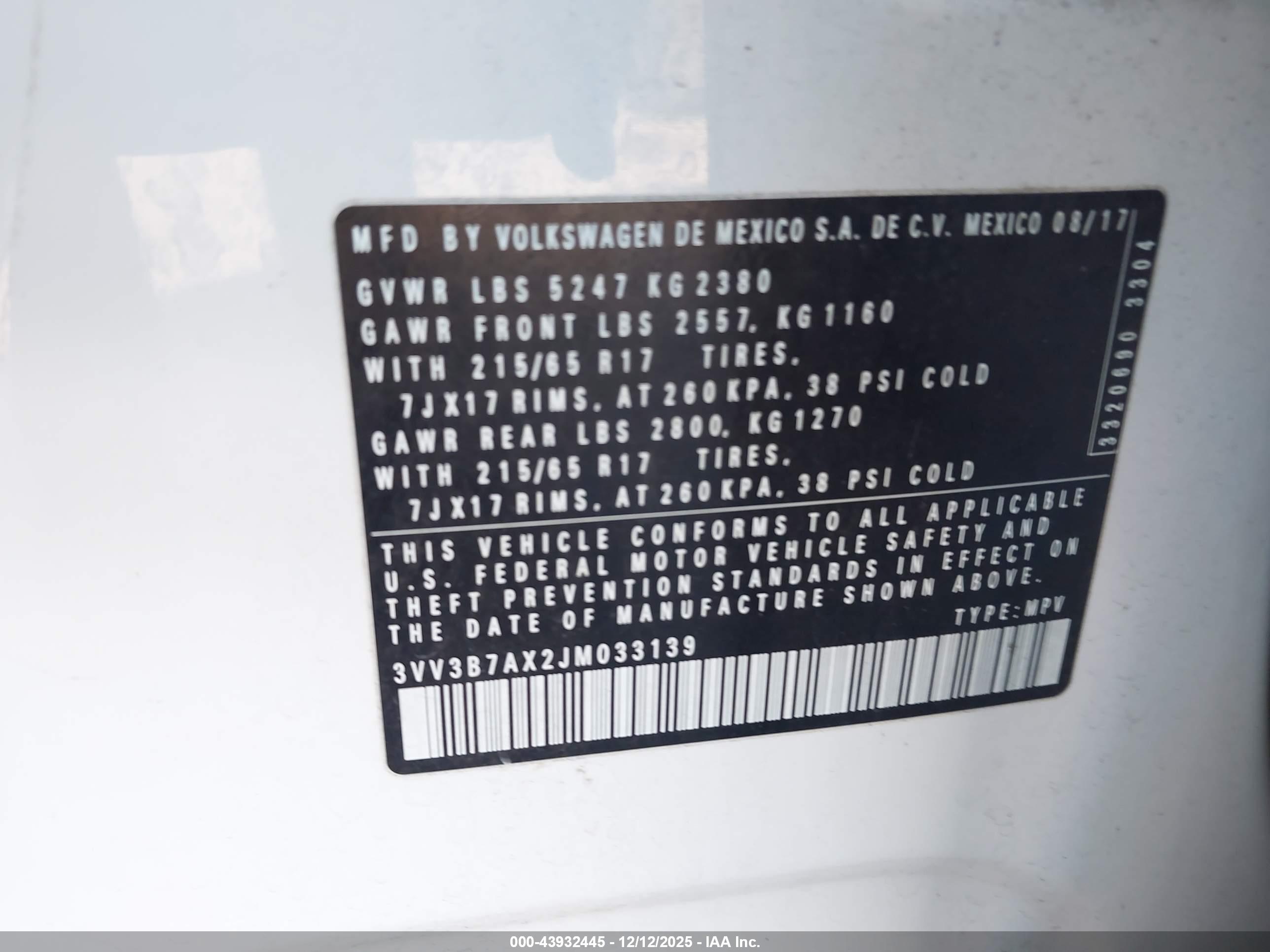 VOLKSWAGEN TIGUAN image 9