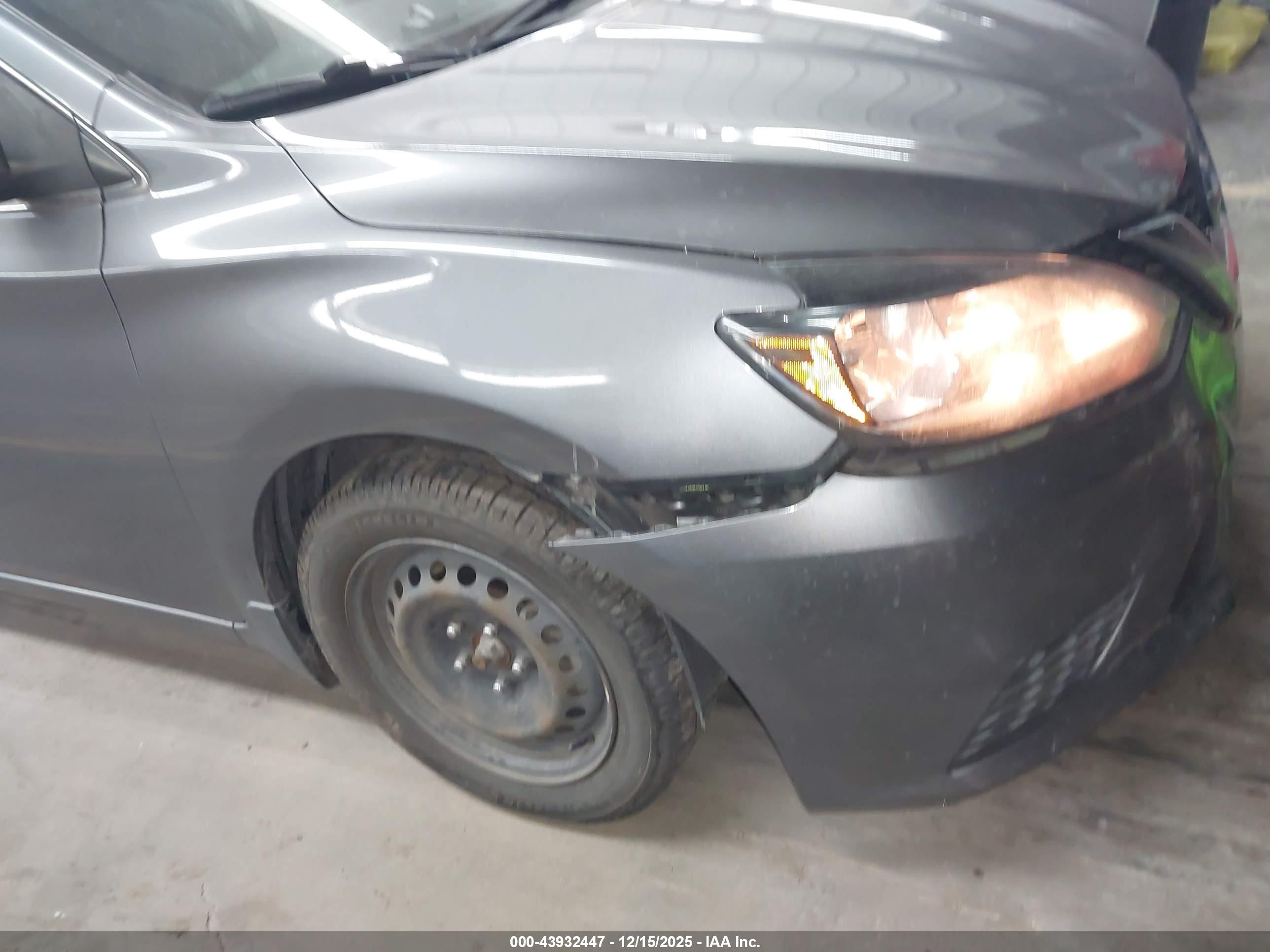 NISSAN SENTRA image 6