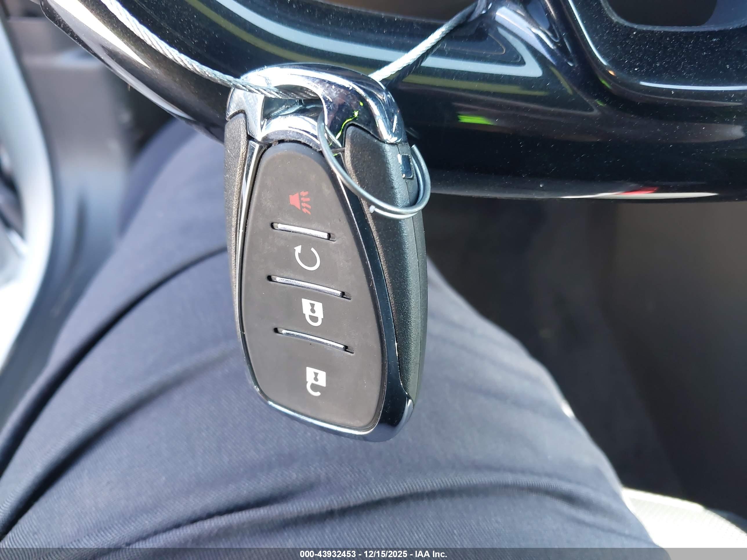 CHEVROLET TRAX image 11