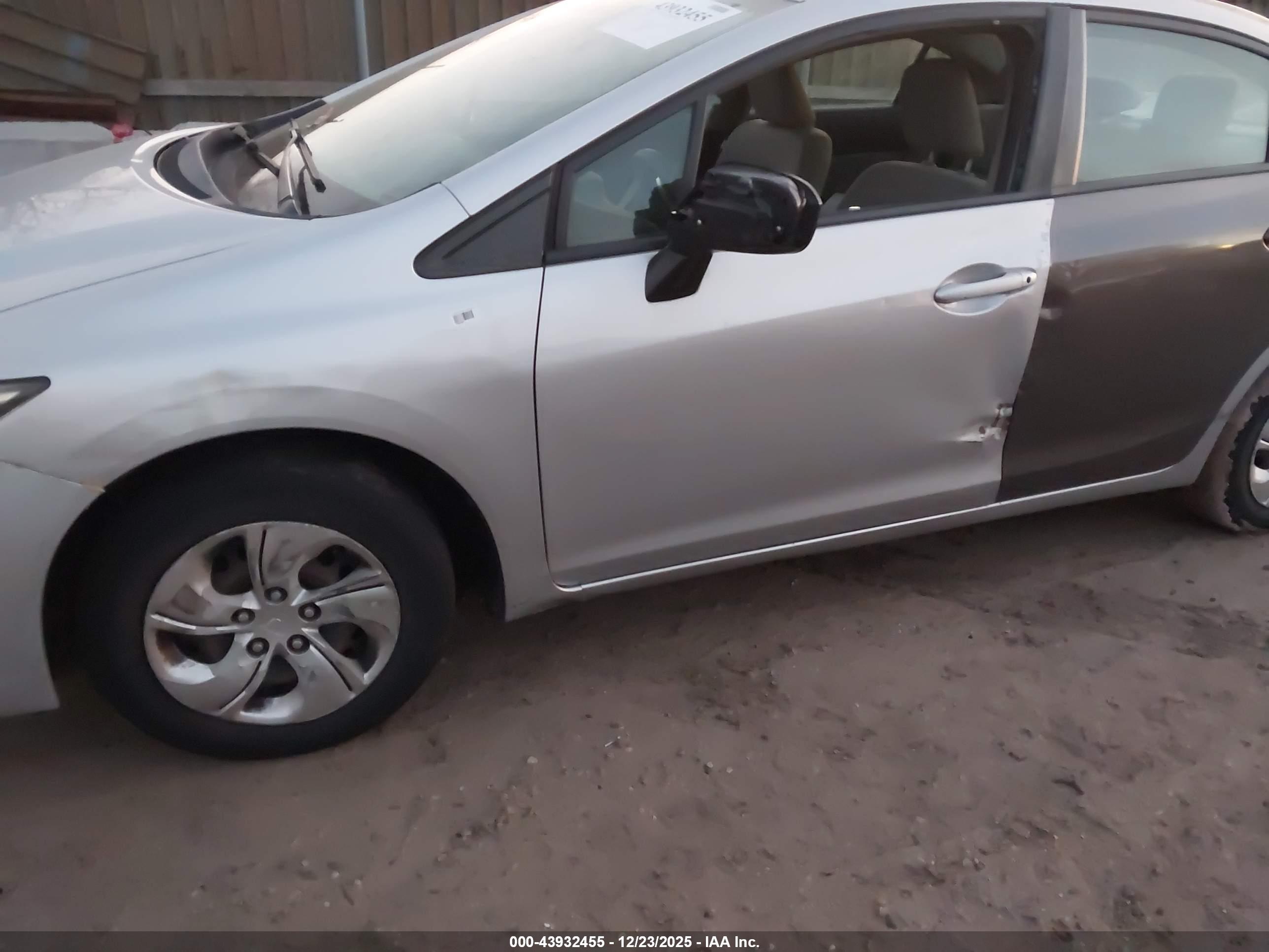 HONDA CIVIC image 6