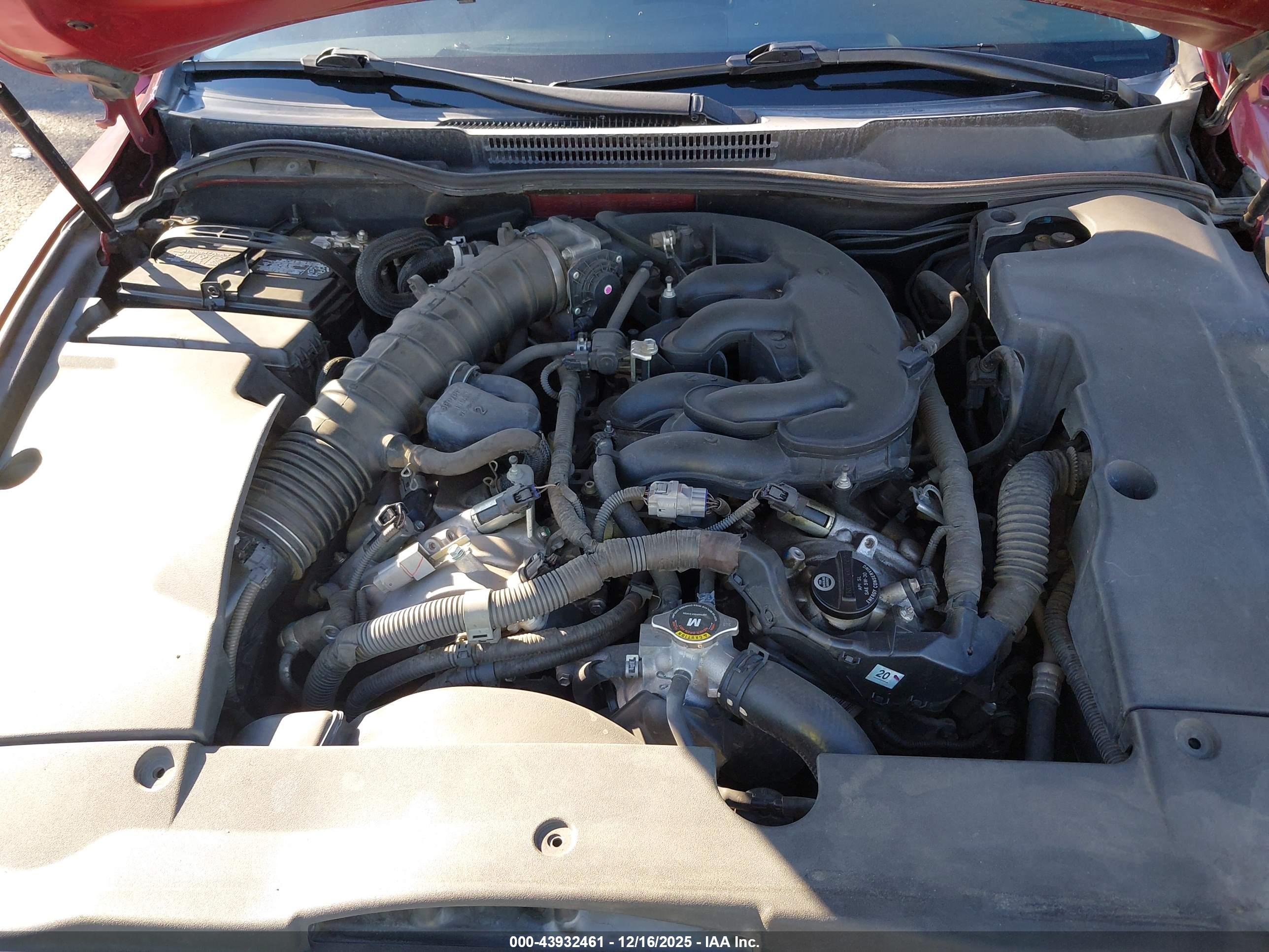 LEXUS IS image 10