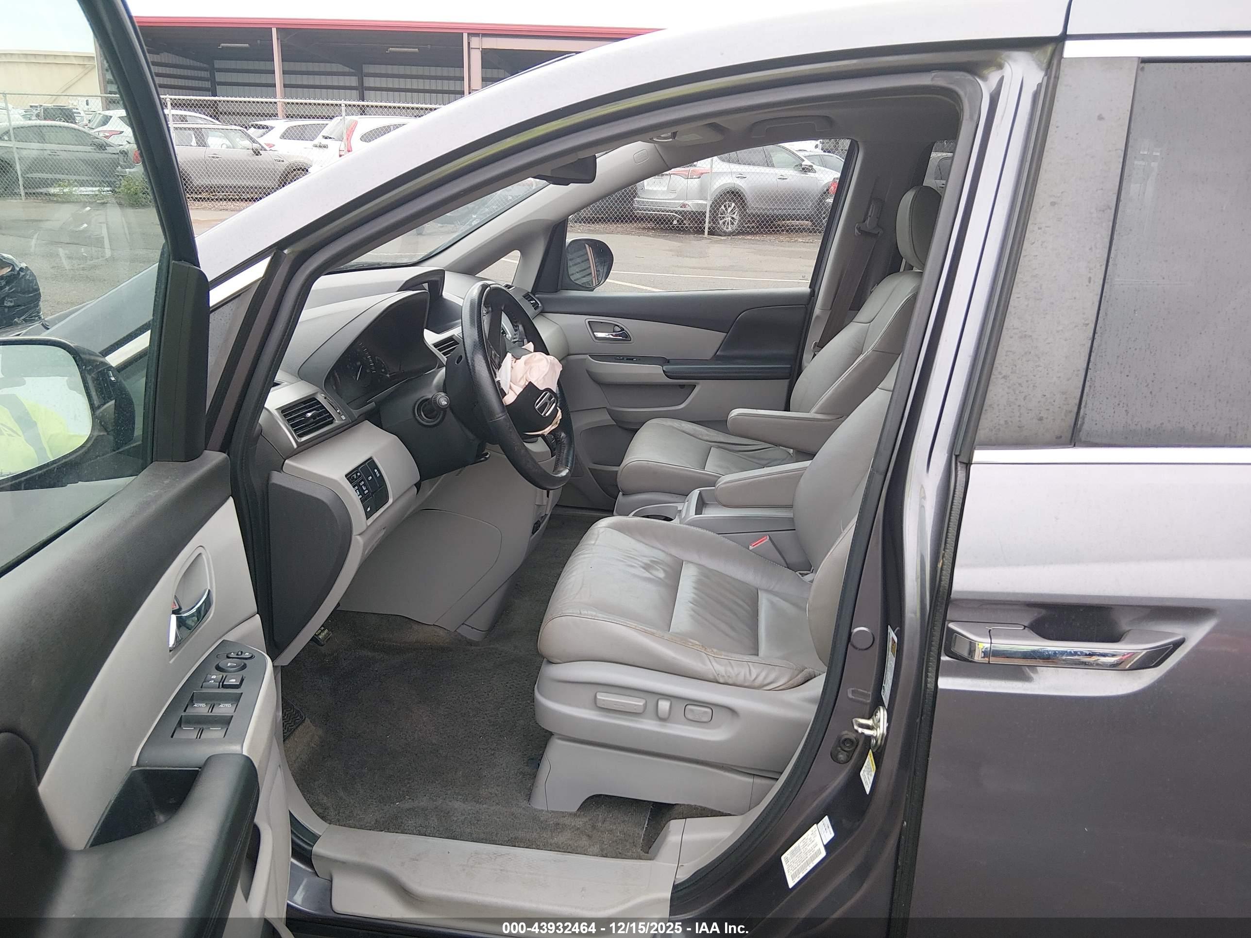 HONDA ODYSSEY image 5
