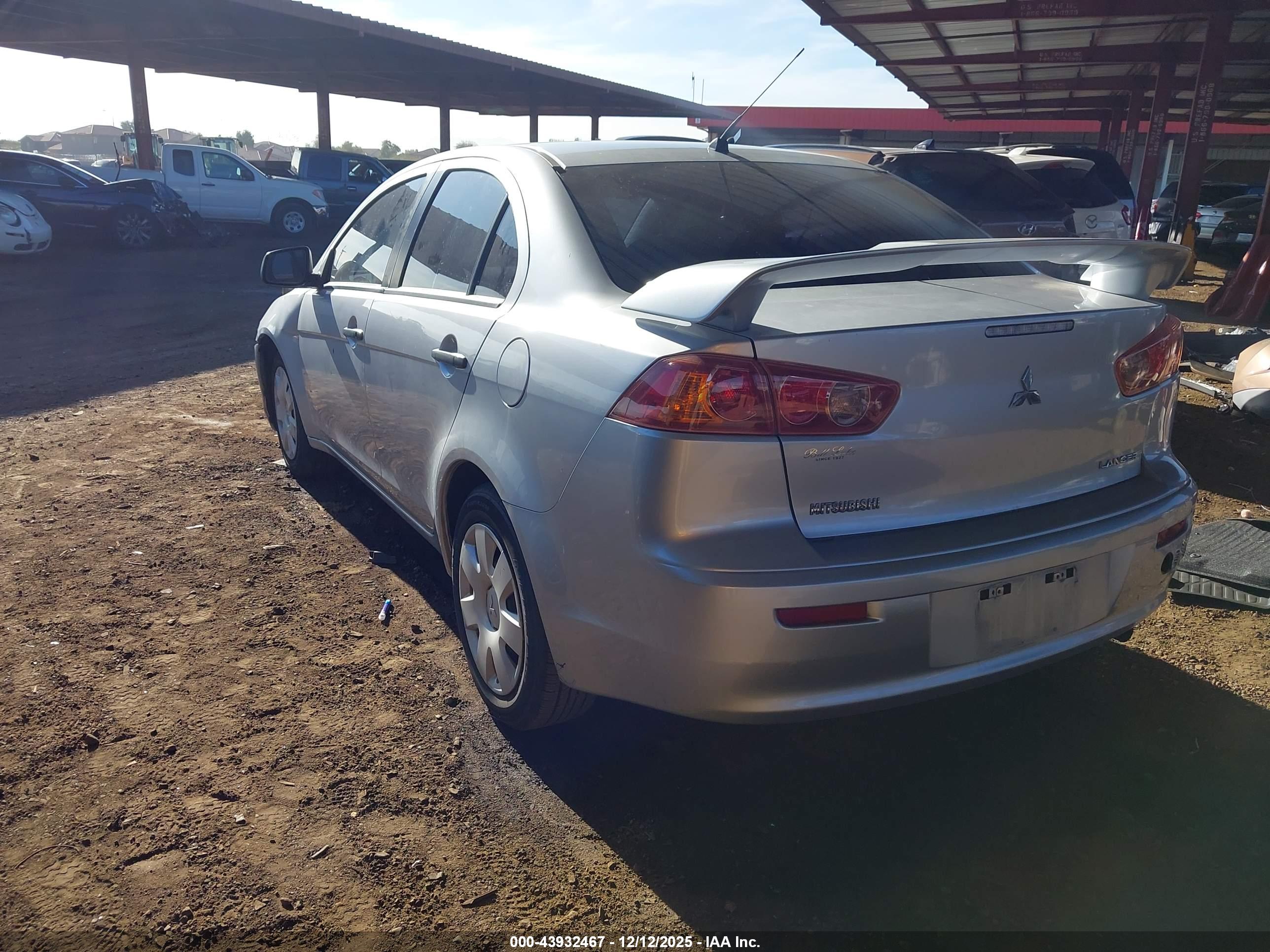 MITSUBISHI LANCER image 3