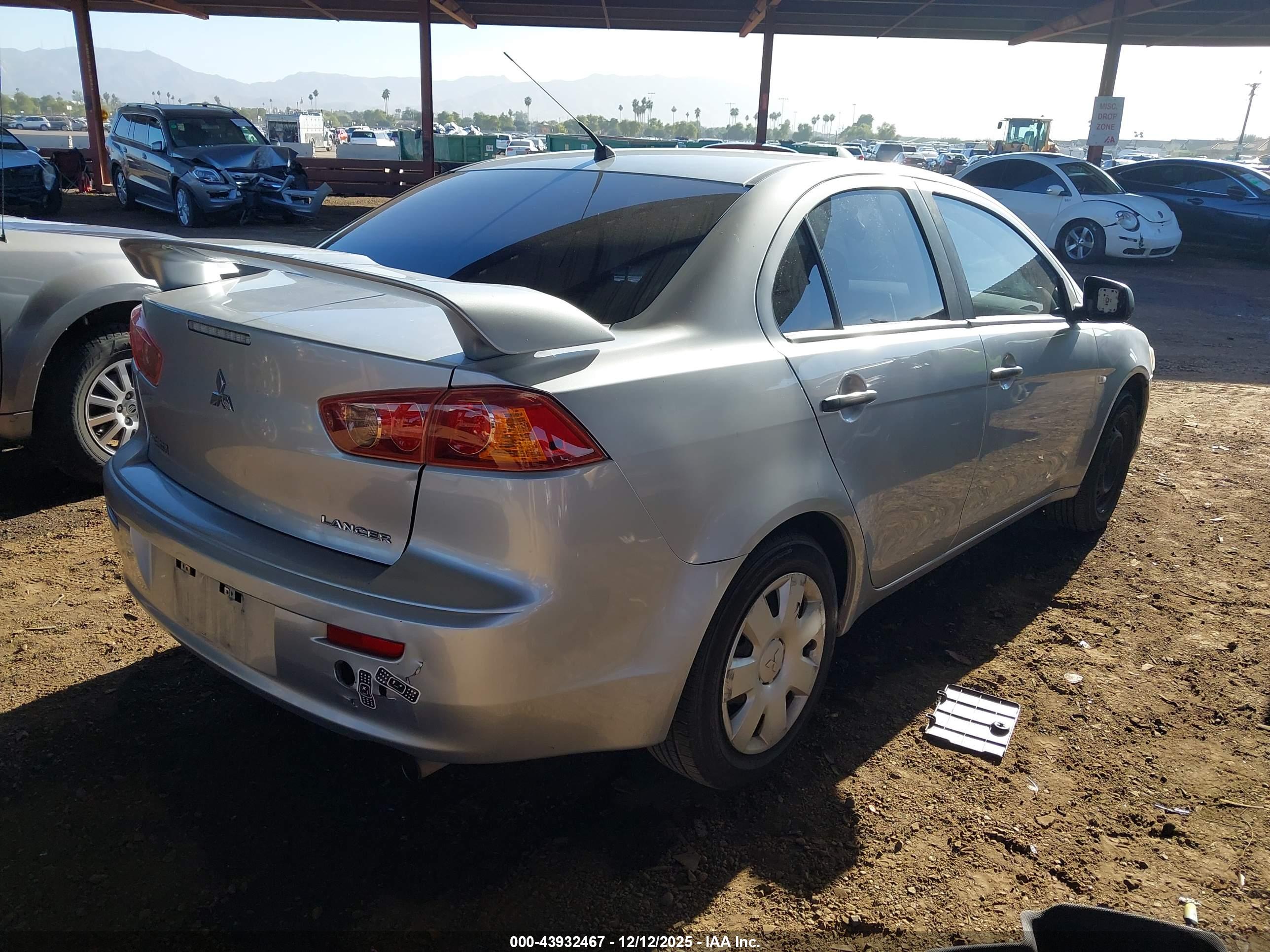 MITSUBISHI LANCER image 4