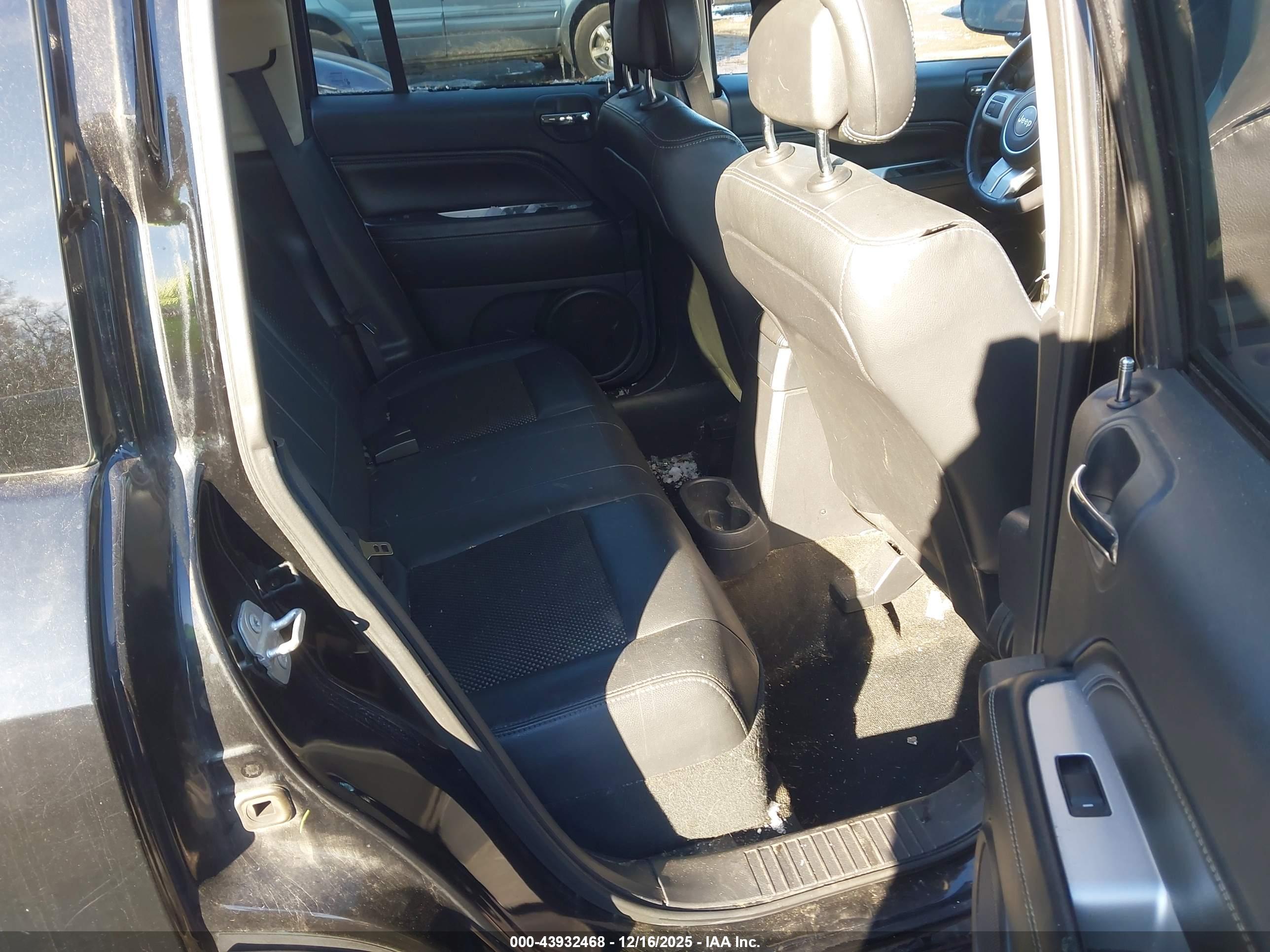 JEEP COMPASS image 8