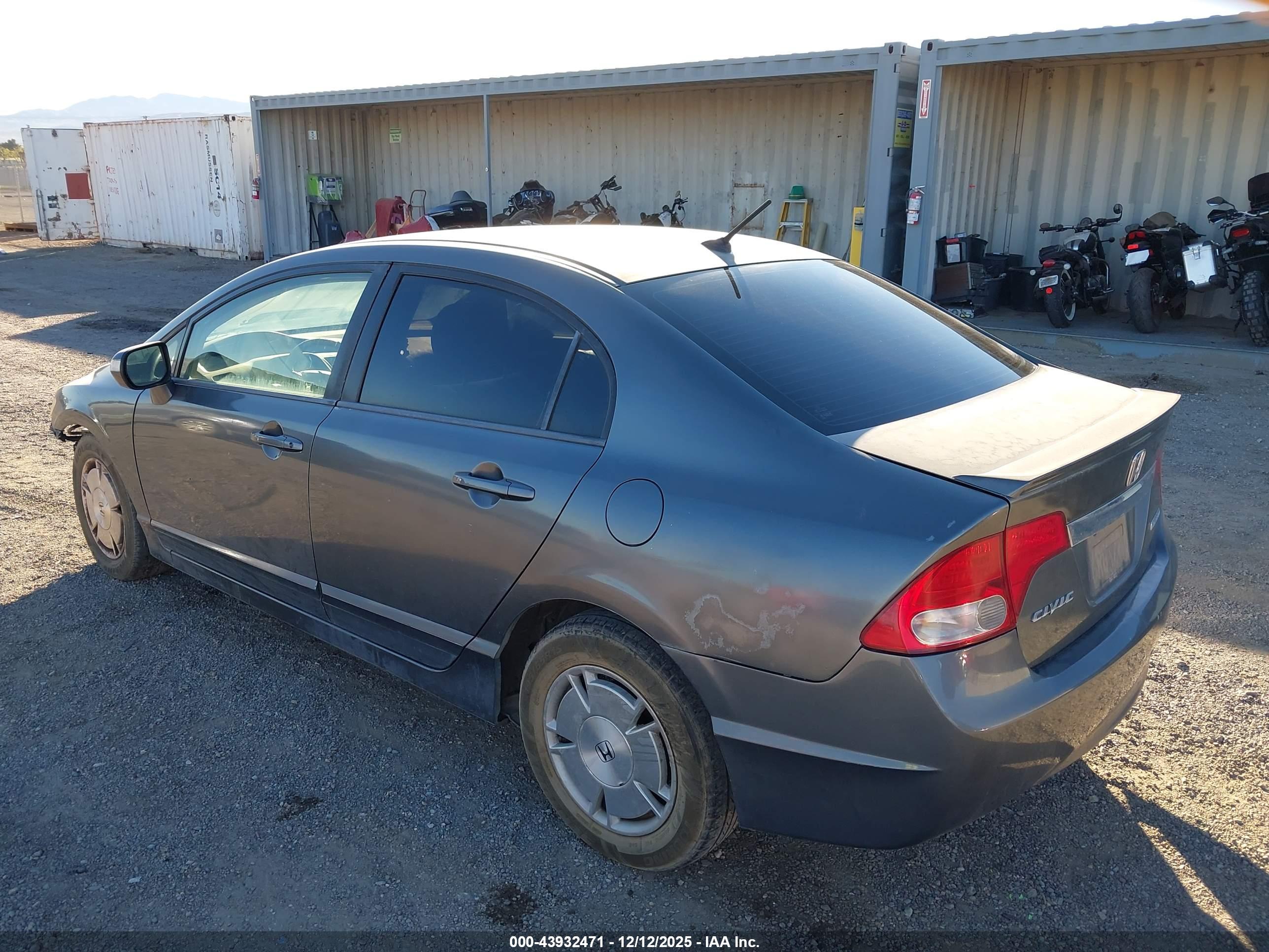 HONDA CIVIC image 3