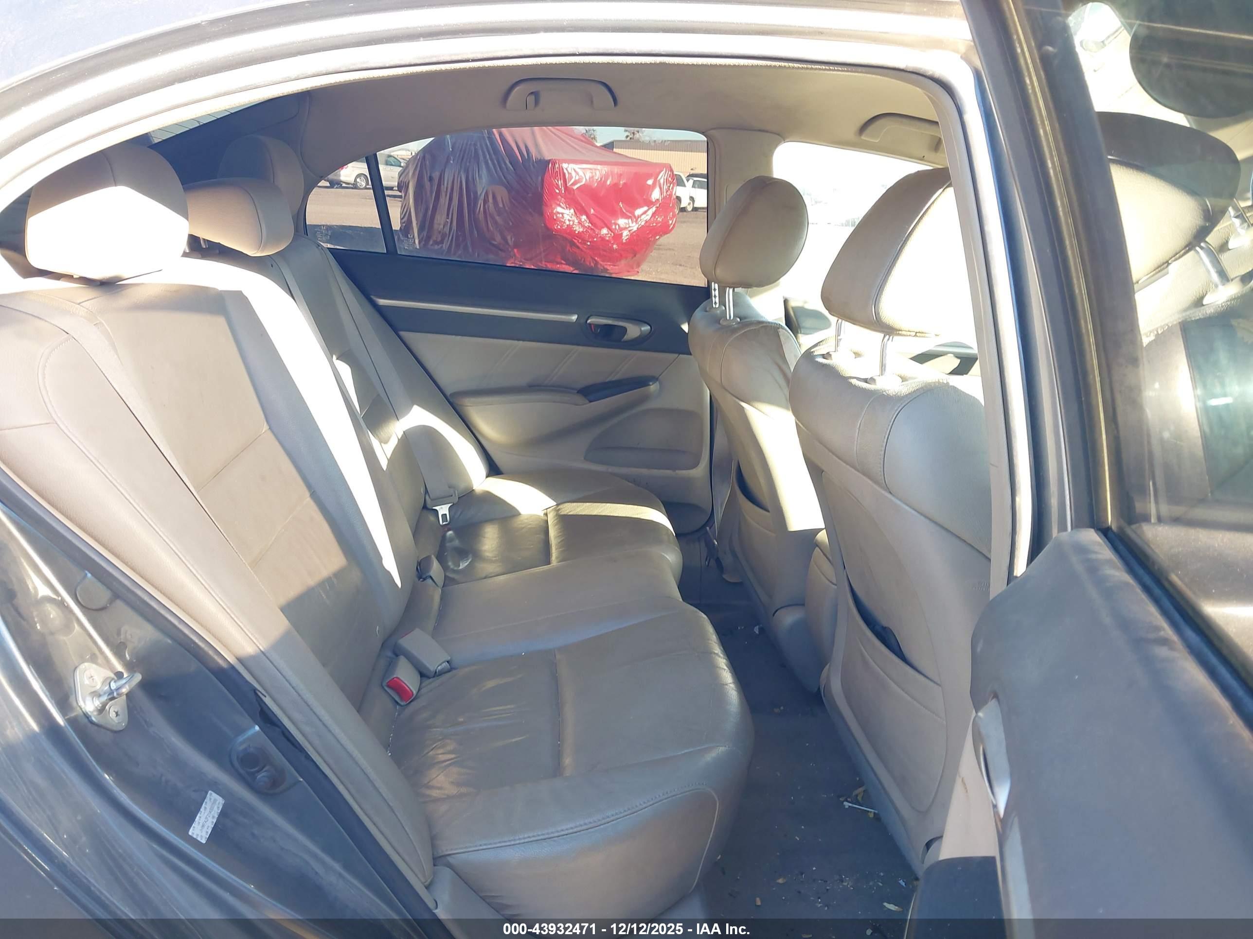 HONDA CIVIC image 8