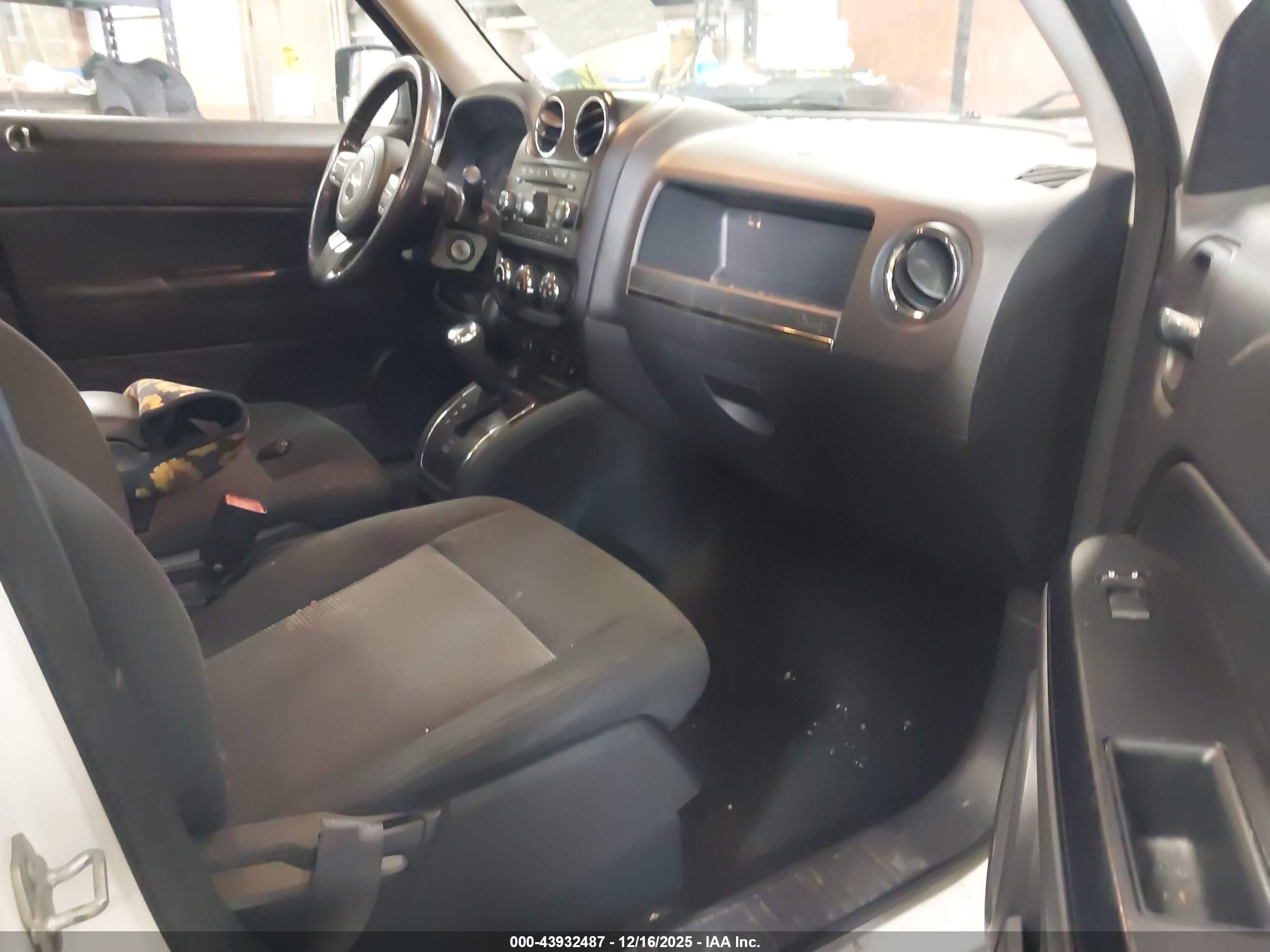 JEEP PATRIOT image 5