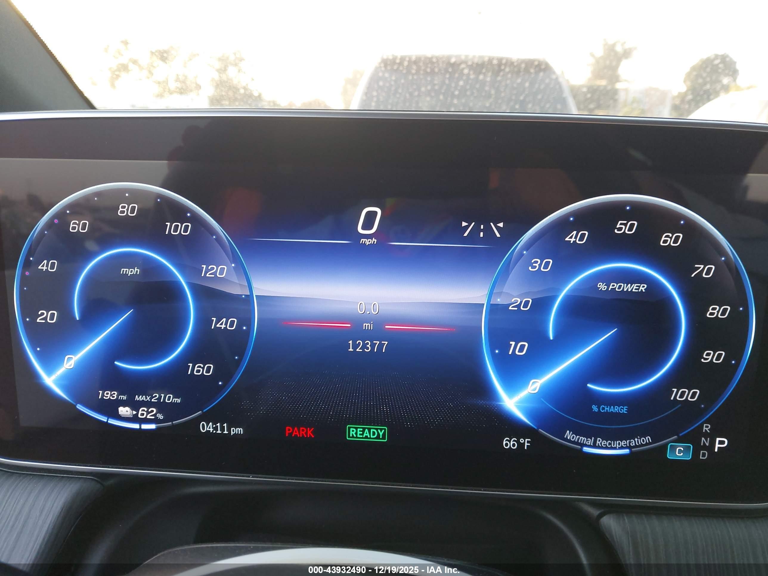 MERCEDES-BENZ EQE image 7