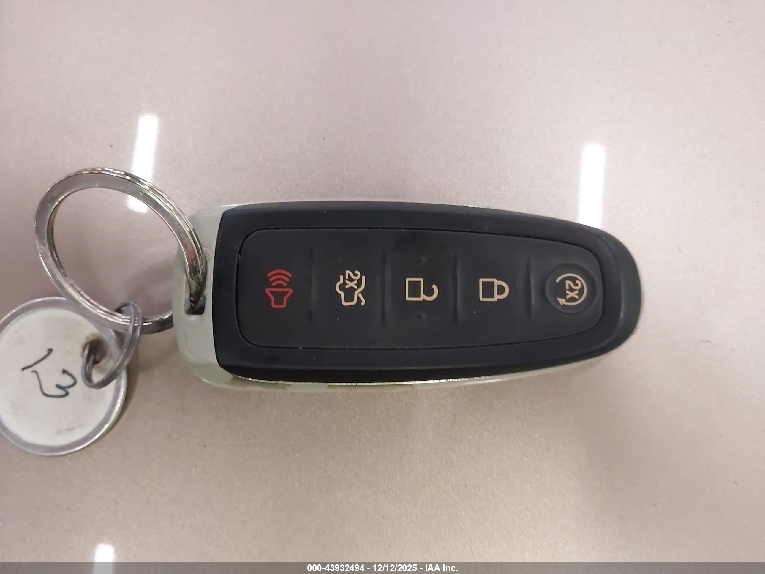 FORD EXPLORER image 11
