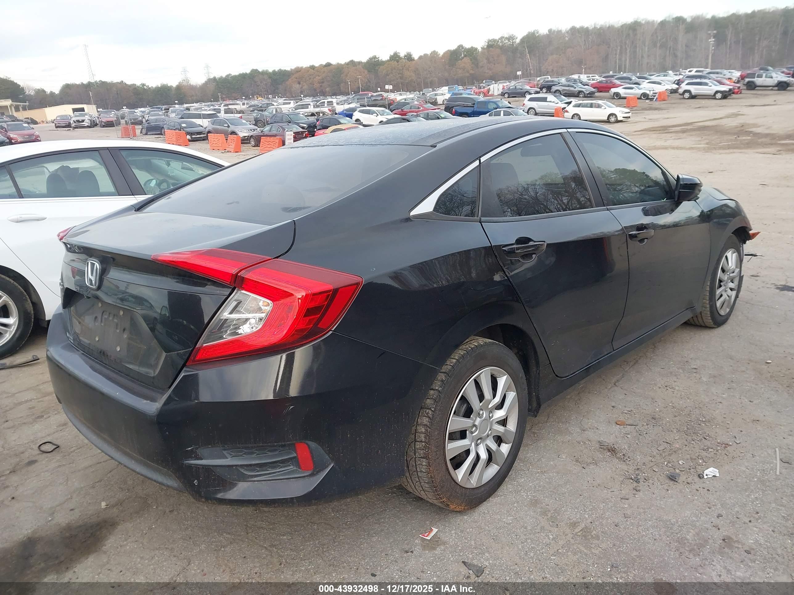 HONDA CIVIC image 4